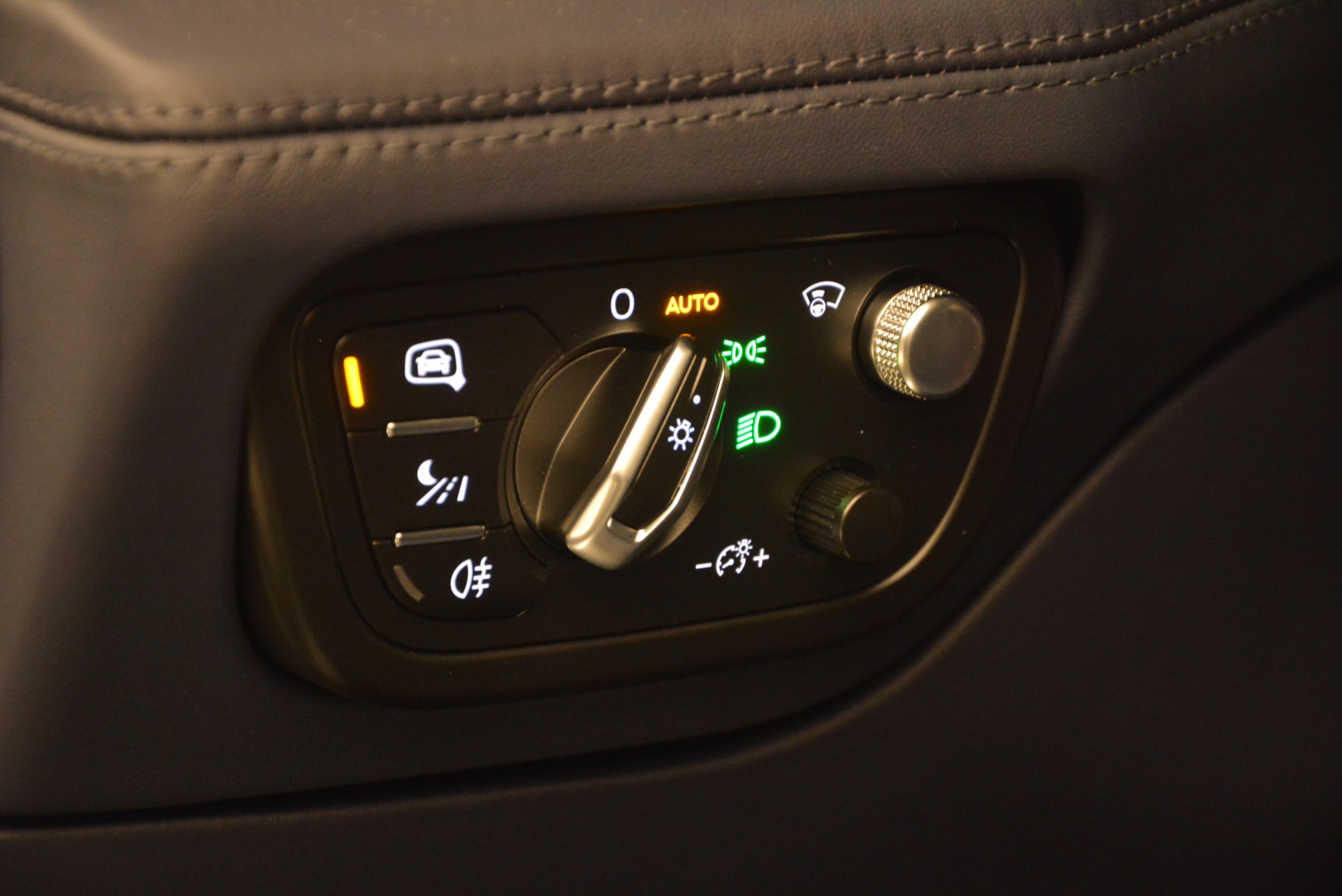 New-2017-Bentley-Bentayga