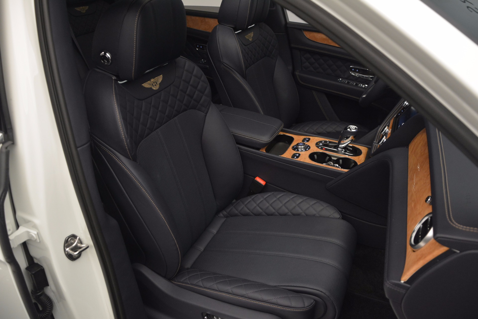 New-2017-Bentley-Bentayga