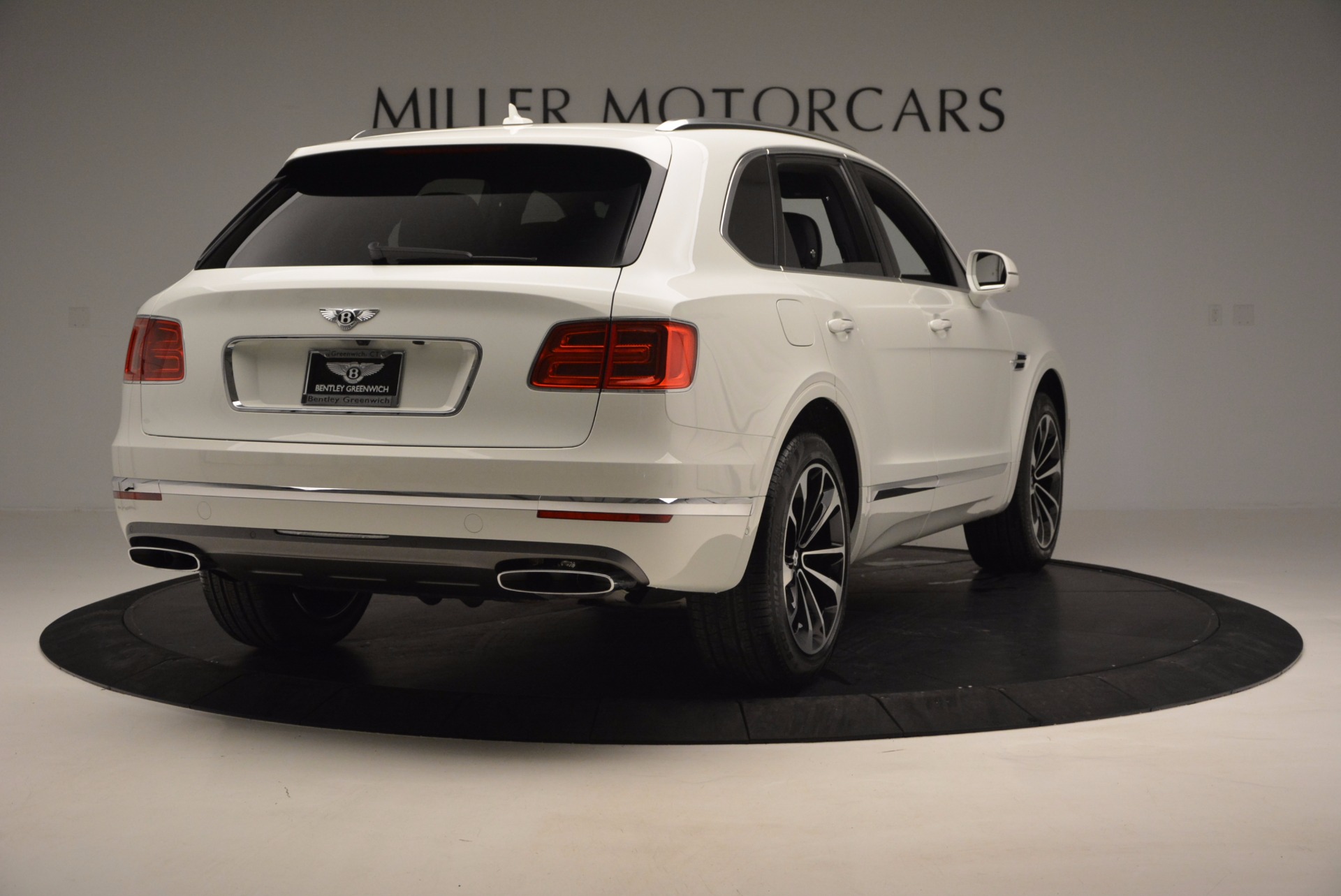 New-2017-Bentley-Bentayga