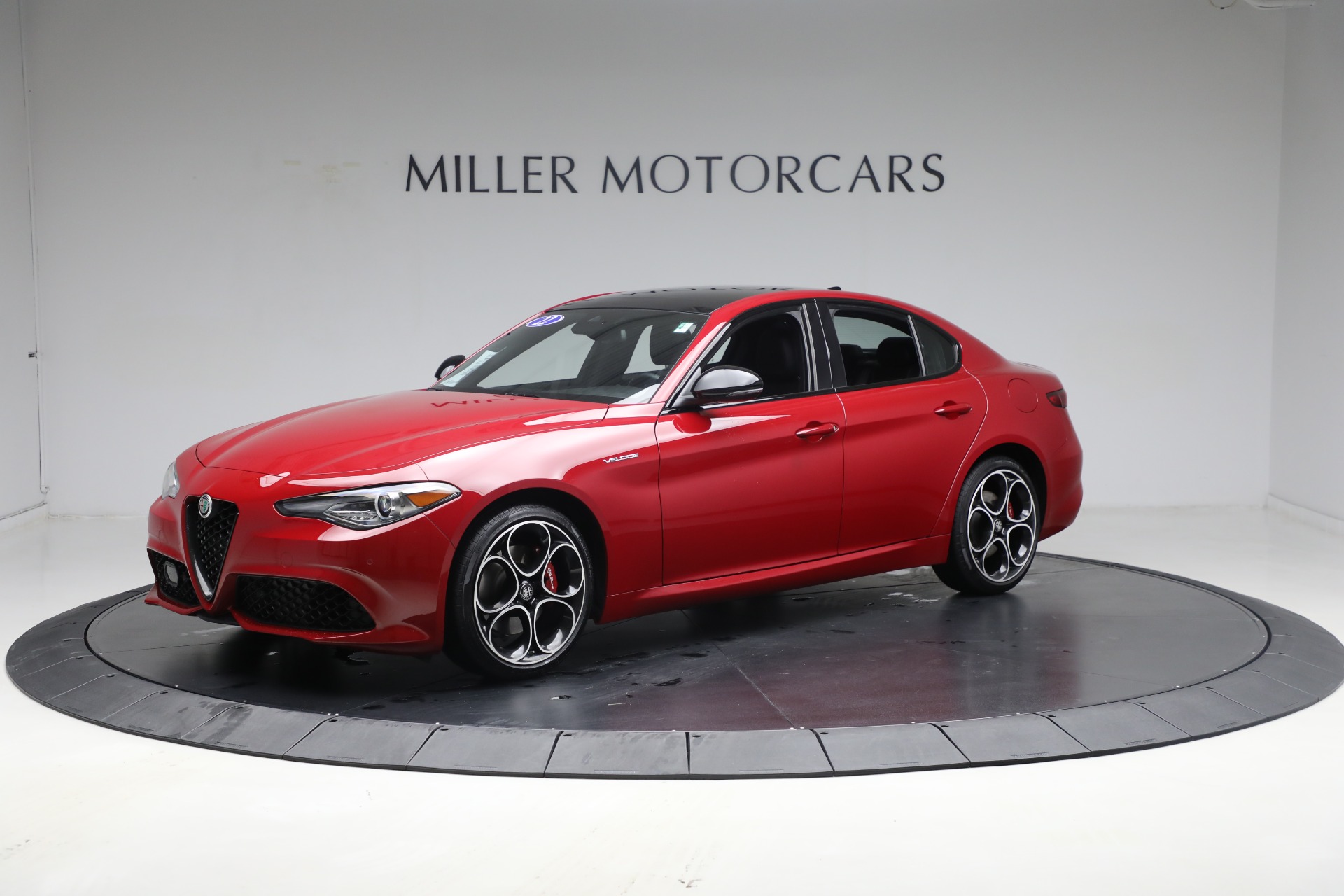Used-2022-Alfa-Romeo-Giulia-Veloce