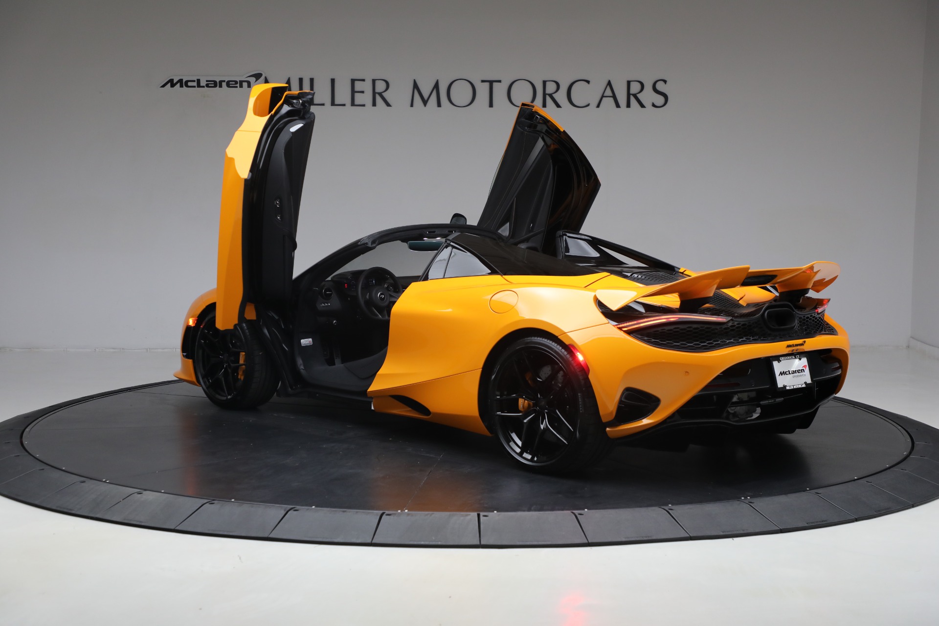 New-2025-McLaren-750S-Spider-TechLux