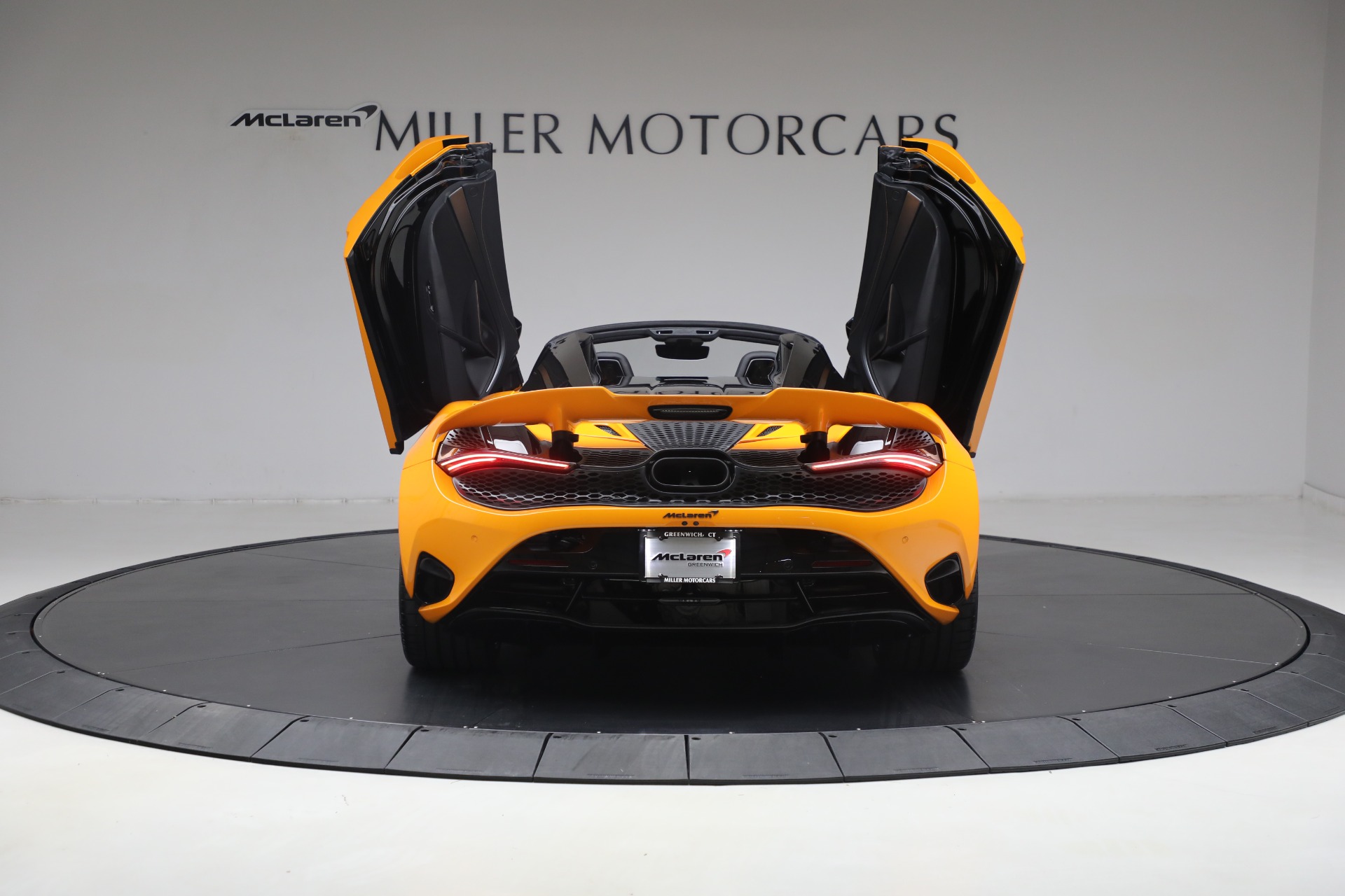 New-2025-McLaren-750S-Spider-TechLux