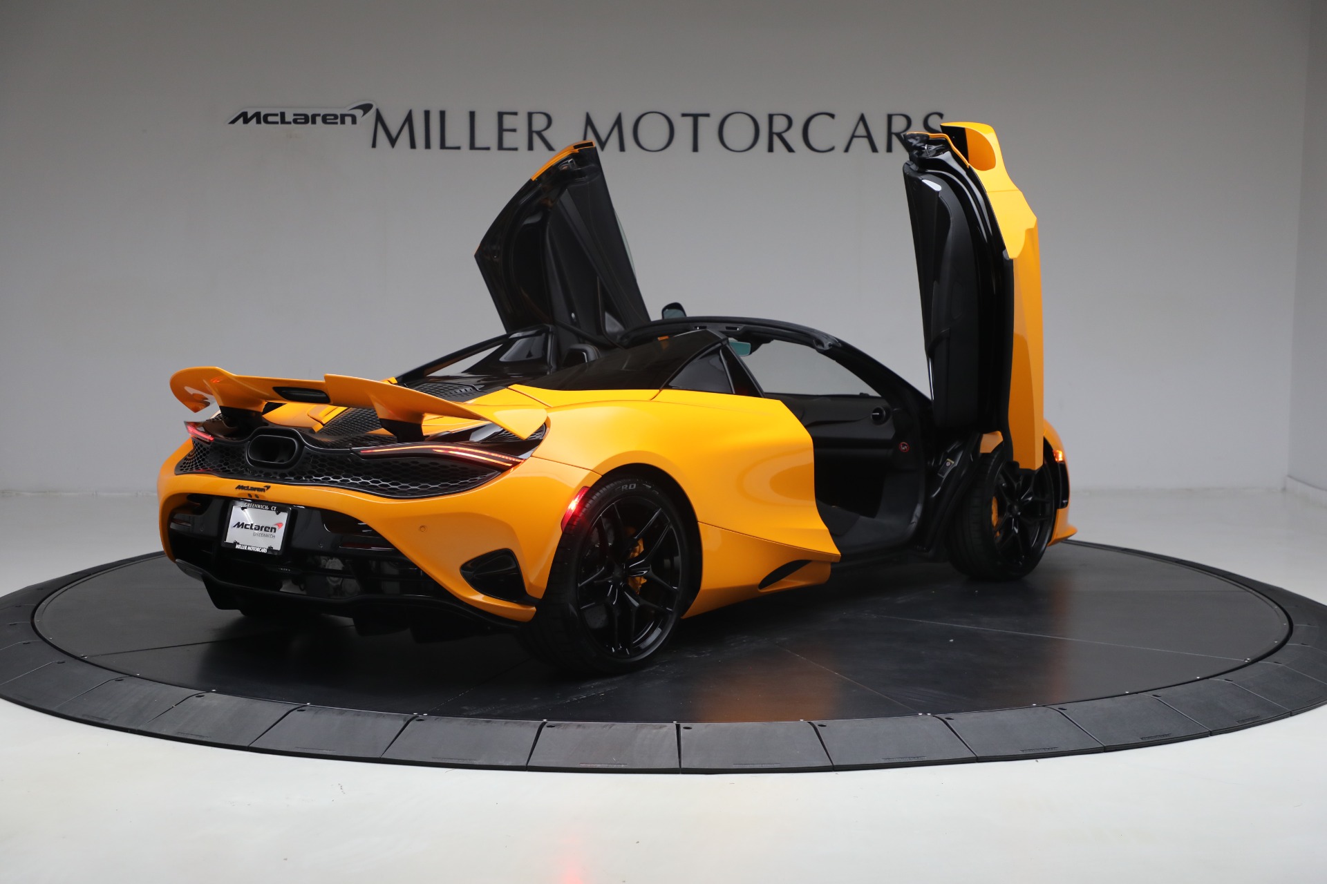 New-2025-McLaren-750S-Spider-TechLux