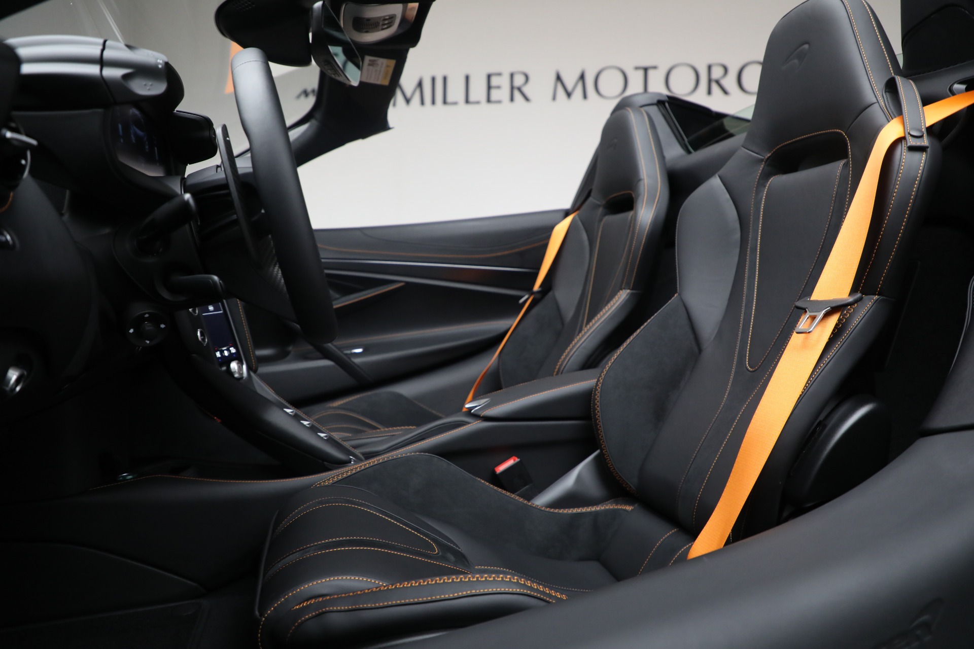 New-2025-McLaren-750S-Spider-TechLux