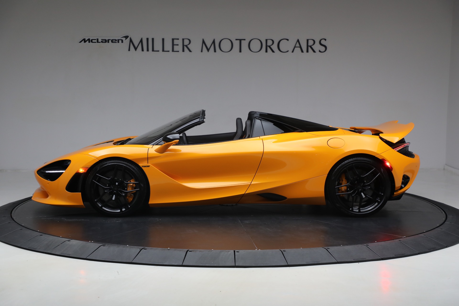 New-2025-McLaren-750S-Spider-TechLux
