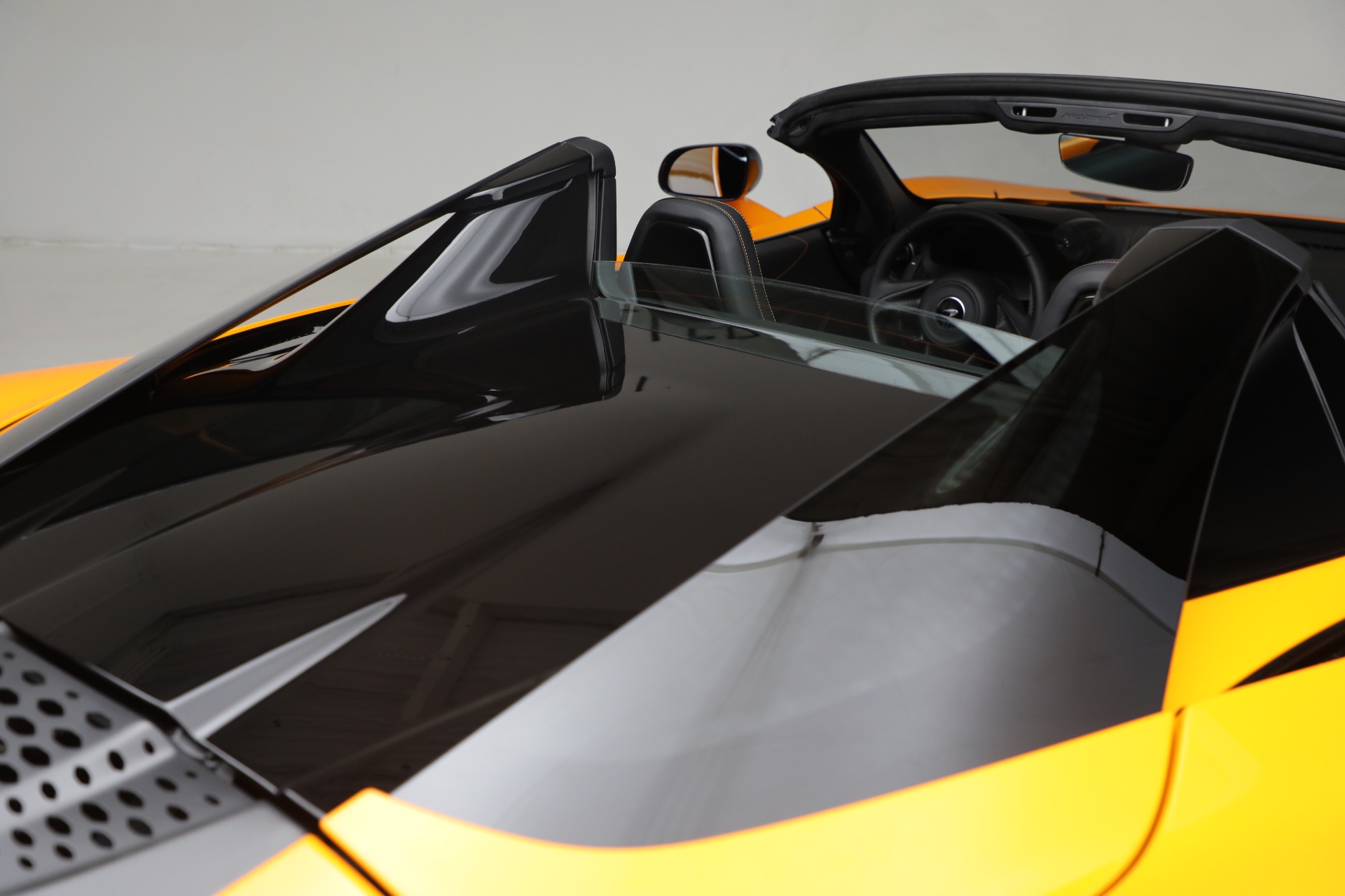 New-2025-McLaren-750S-Spider-TechLux