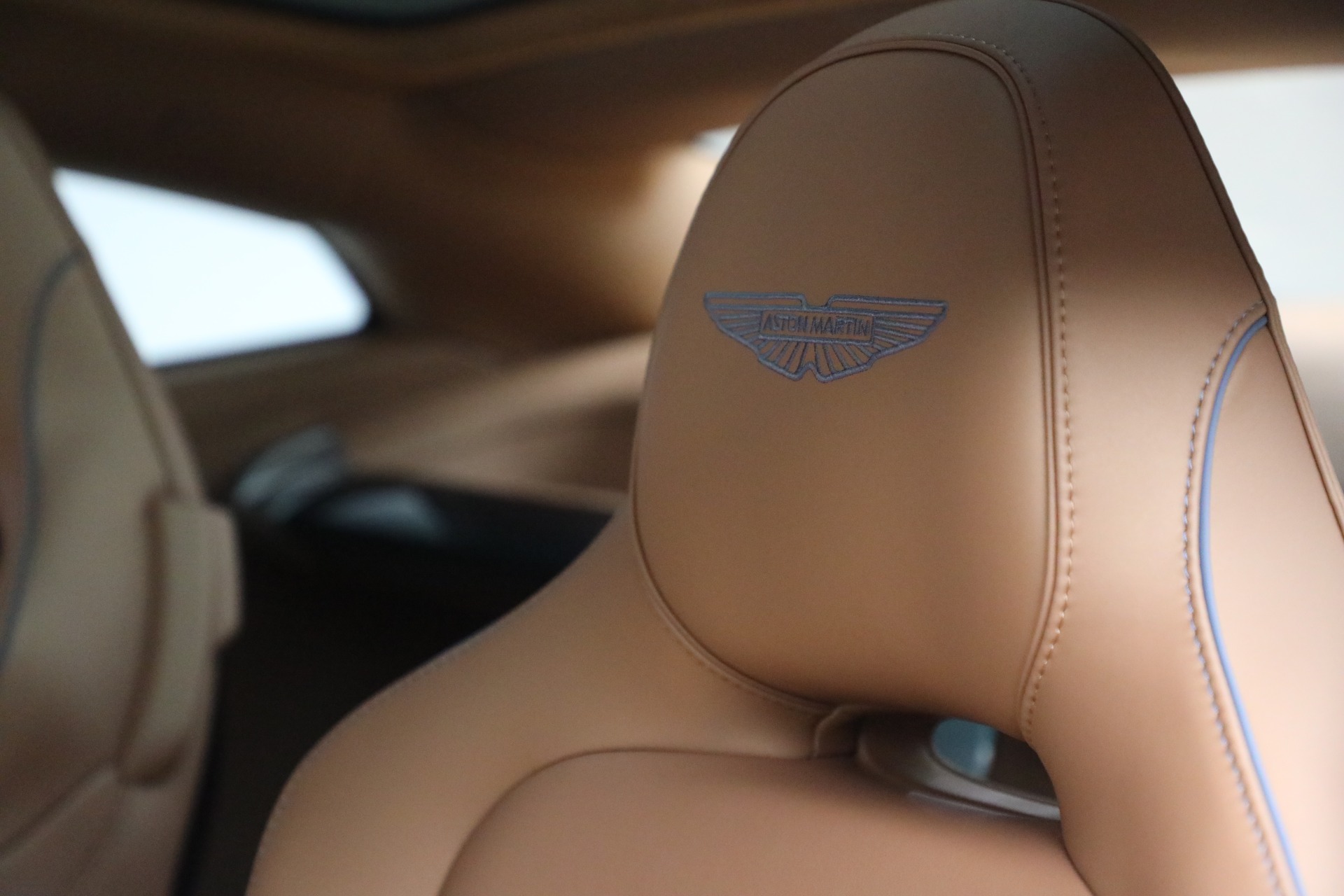 New-2025-Aston-Martin-Vanquish