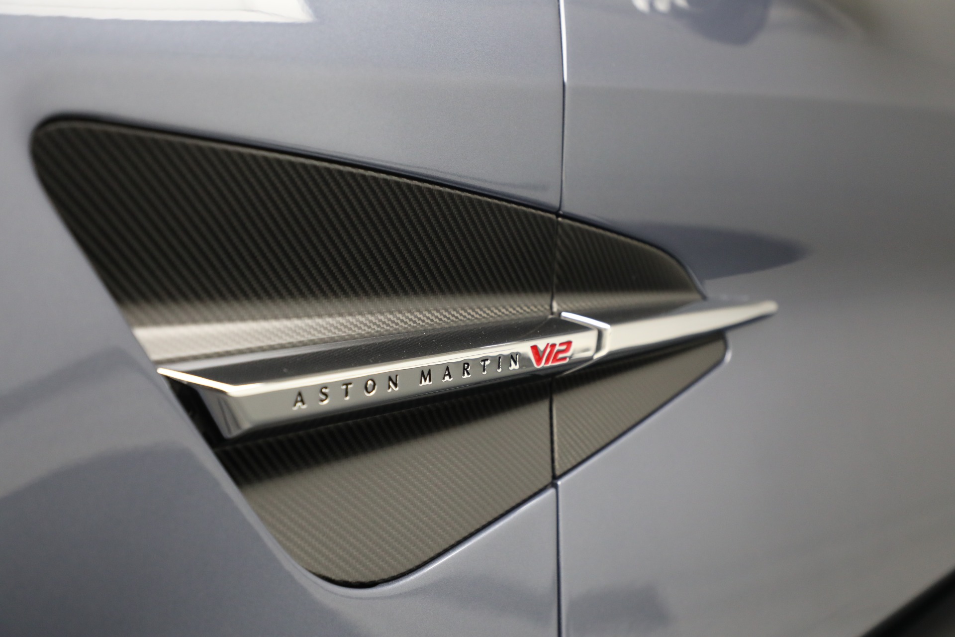 New-2025-Aston-Martin-Vanquish