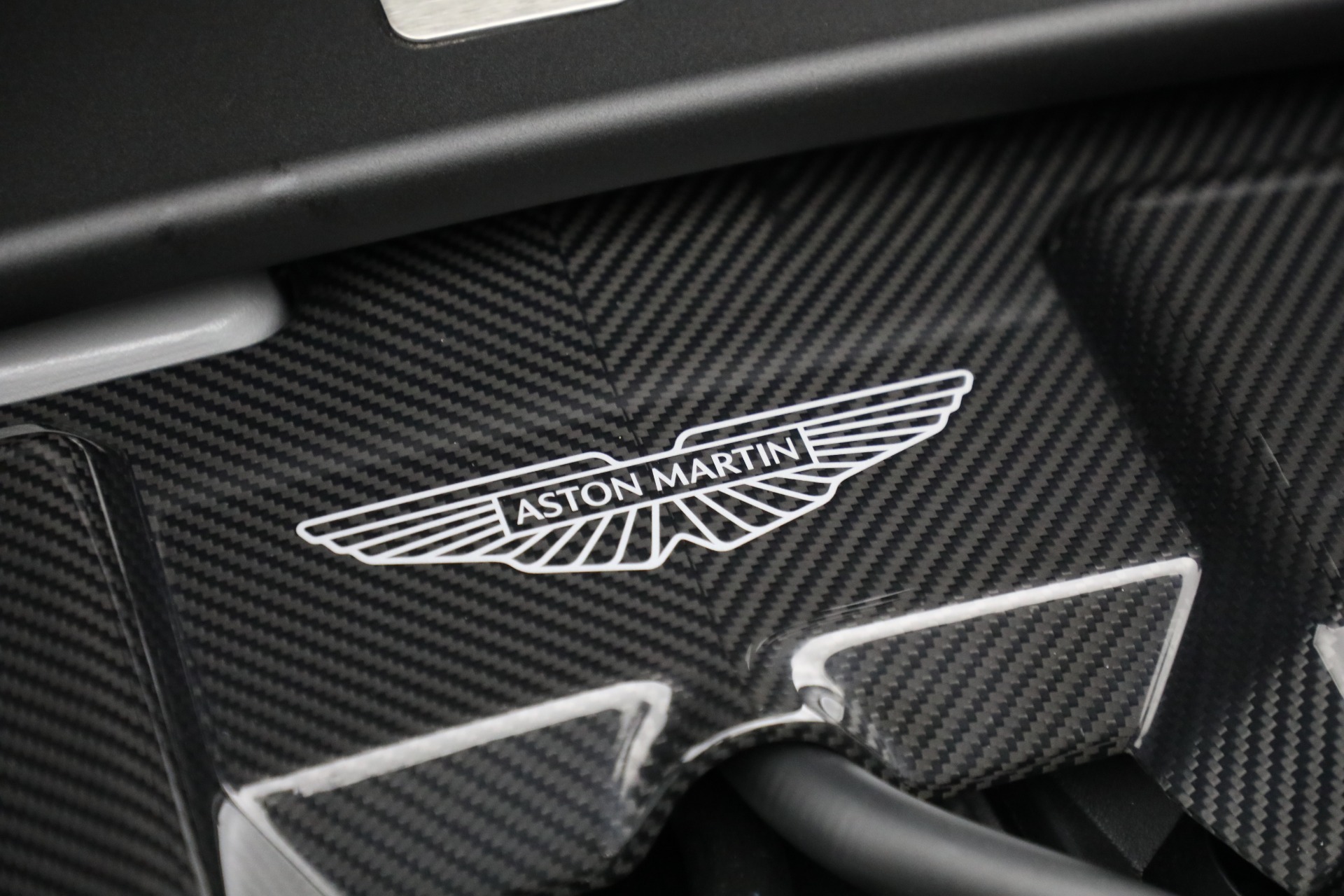 New-2025-Aston-Martin-Vanquish