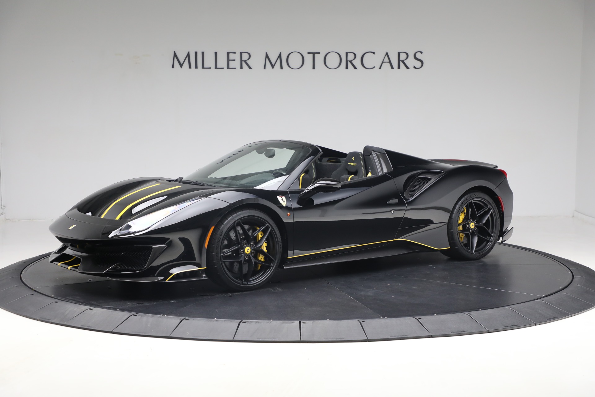 Used-2020-Ferrari-488-Pista-Spider
