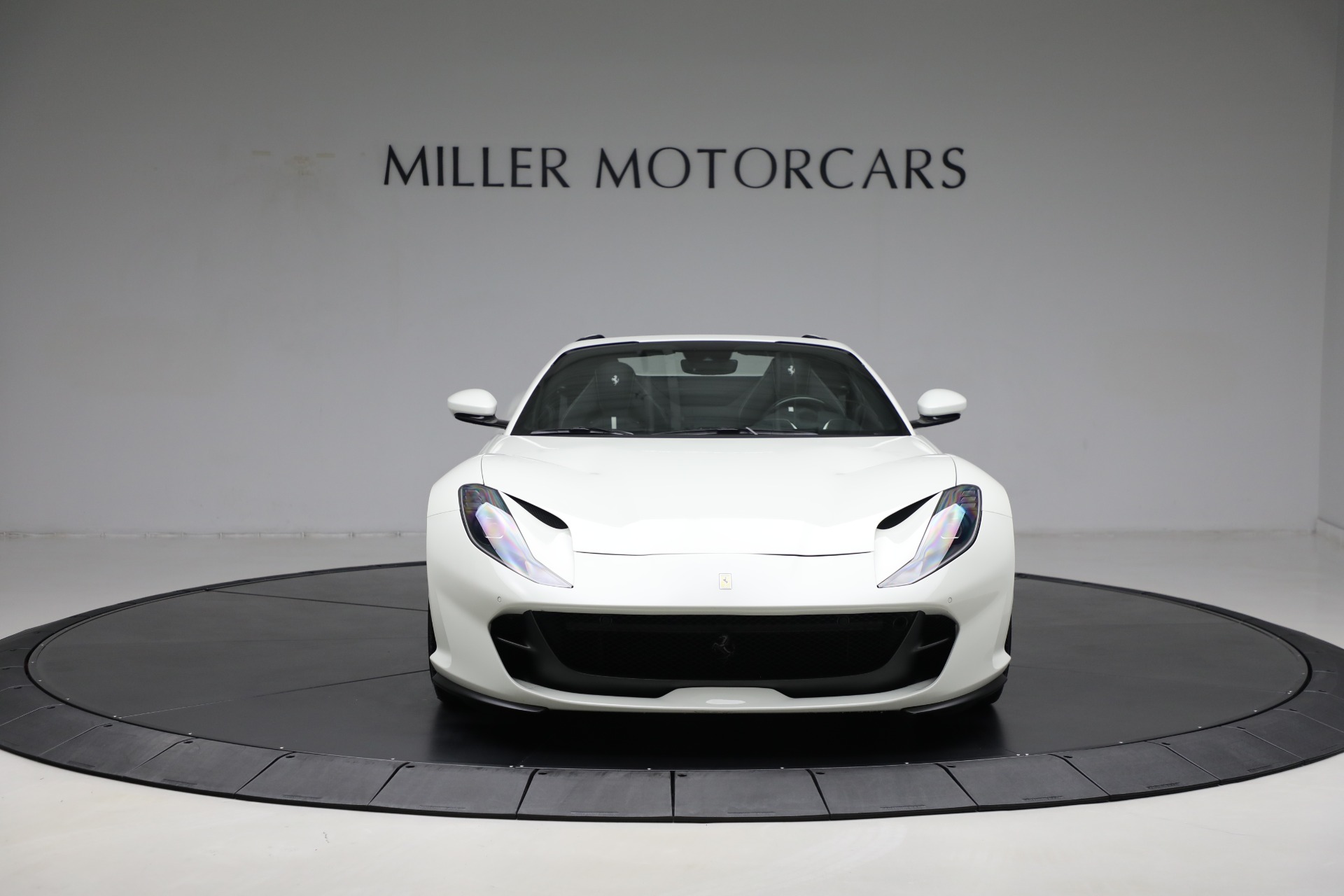 Used-2023-Ferrari-812-GTS