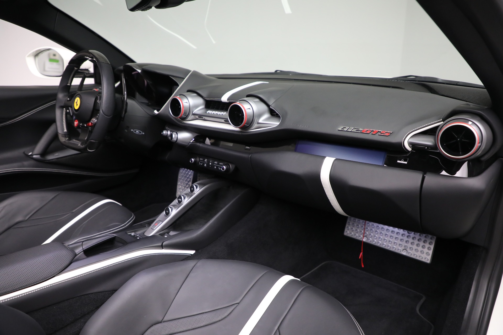 Used-2023-Ferrari-812-GTS