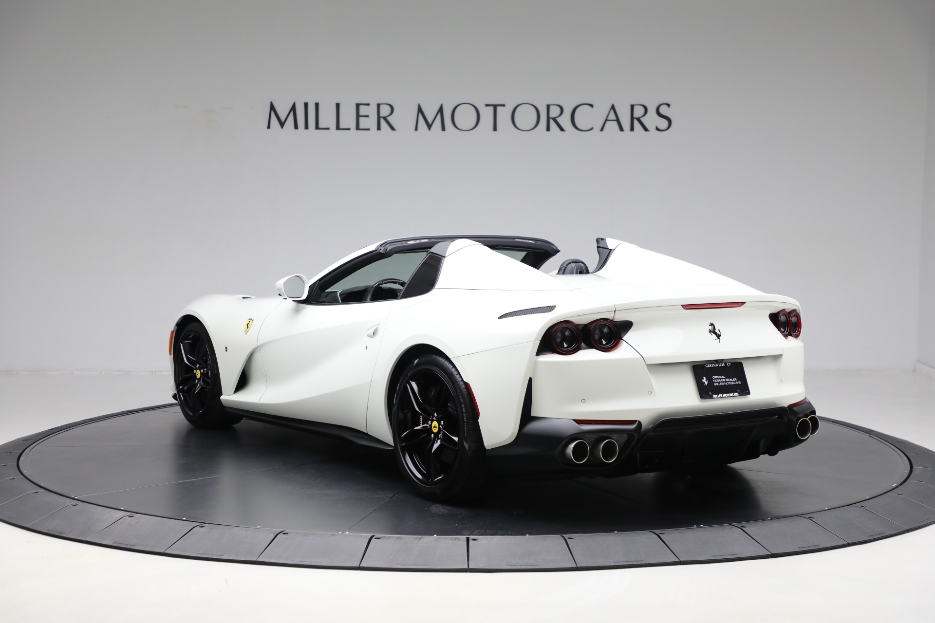 Used-2023-Ferrari-812-GTS