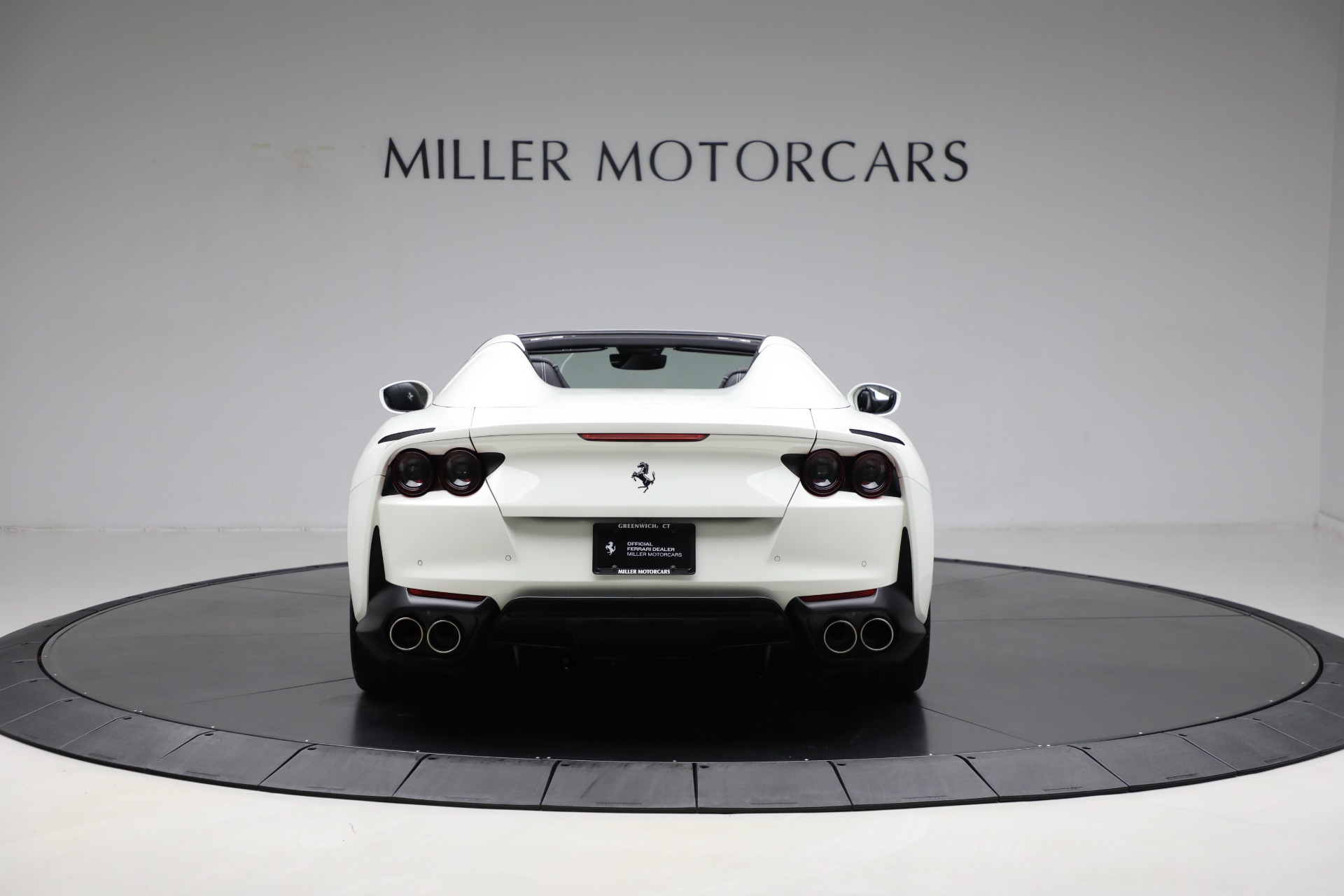 Used-2023-Ferrari-812-GTS