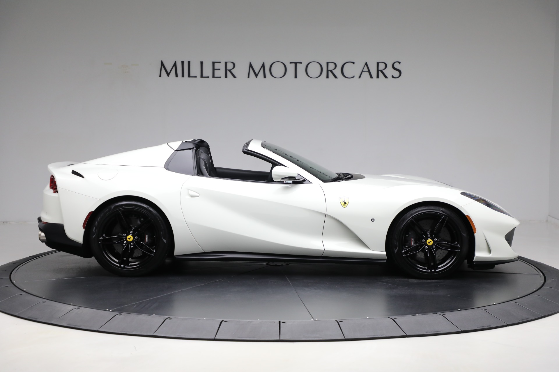Used-2023-Ferrari-812-GTS