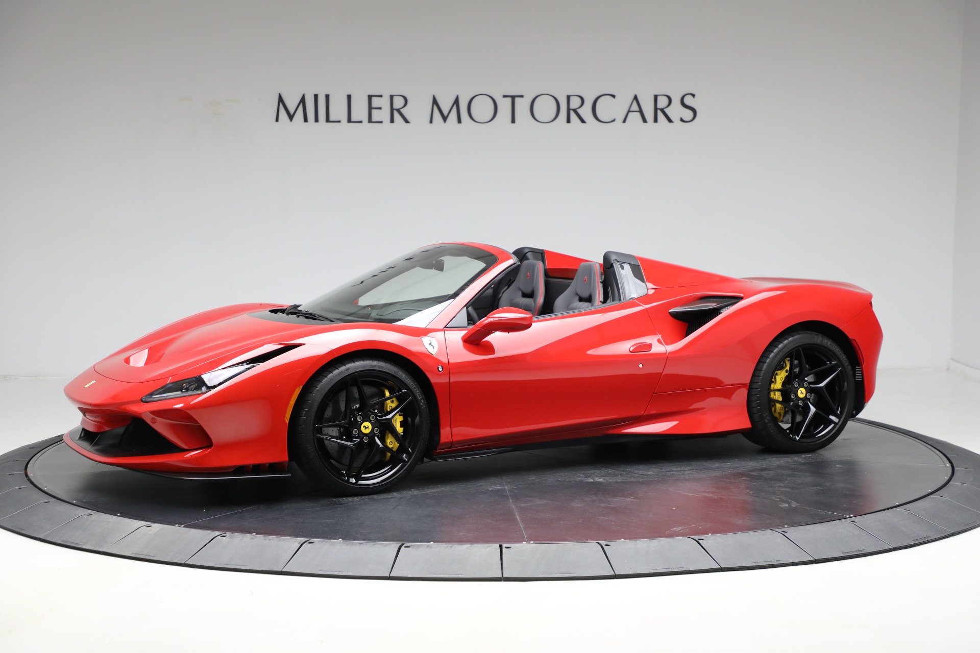 Used-2023-Ferrari-F8-Spider