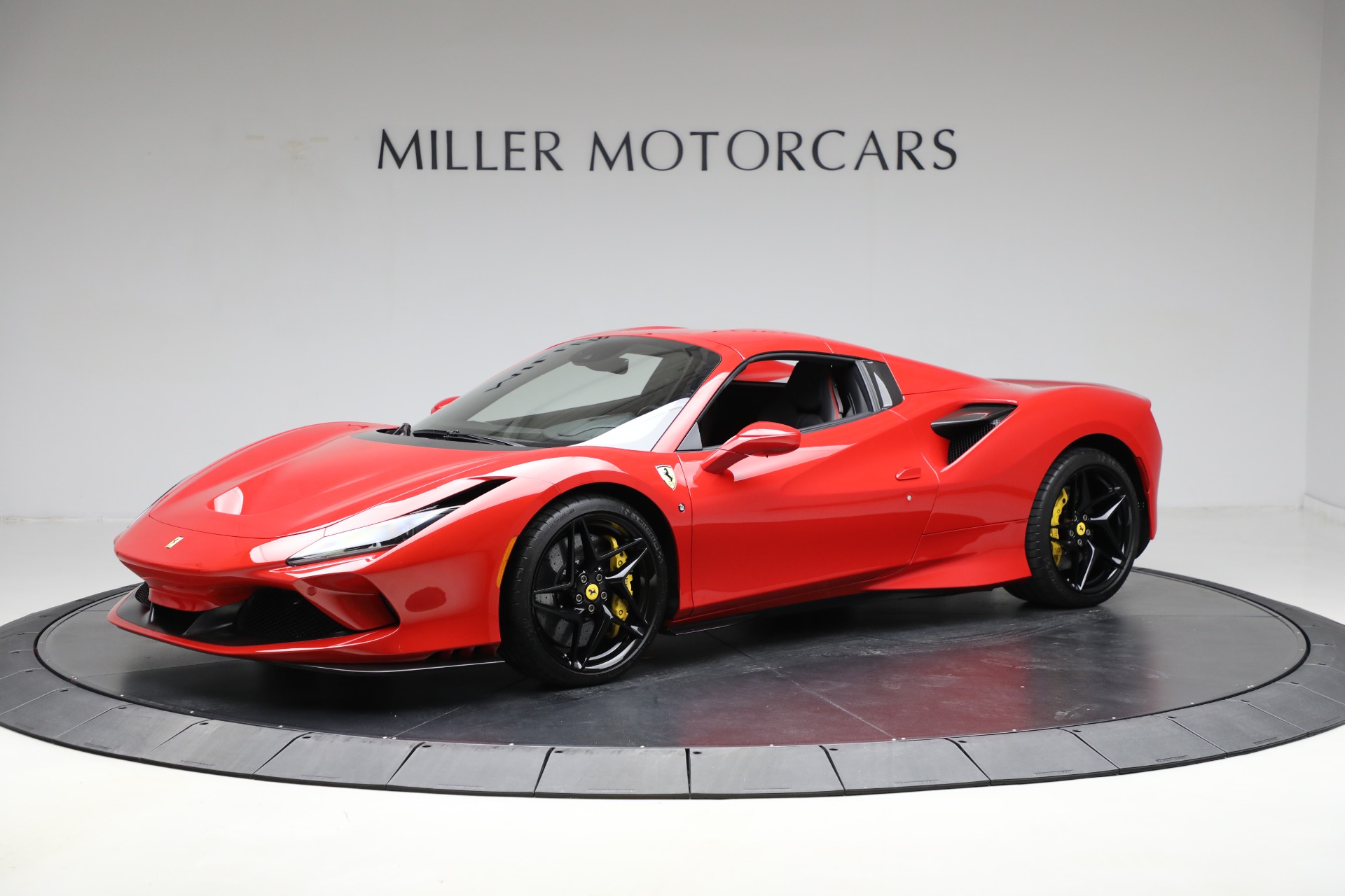 Used-2023-Ferrari-F8-Spider