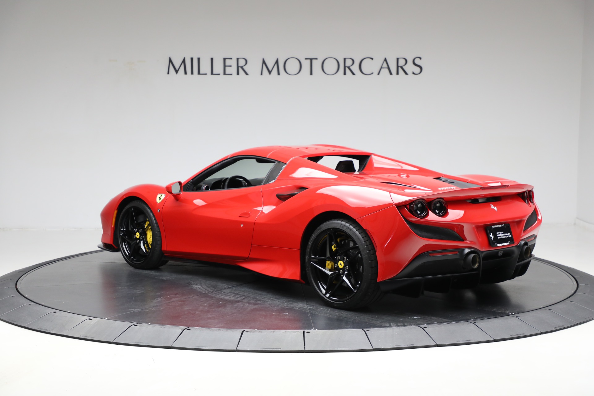 Used-2023-Ferrari-F8-Spider