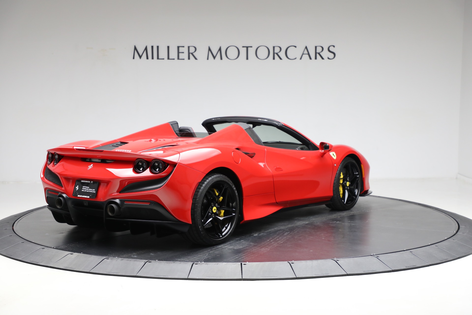 Used-2023-Ferrari-F8-Spider