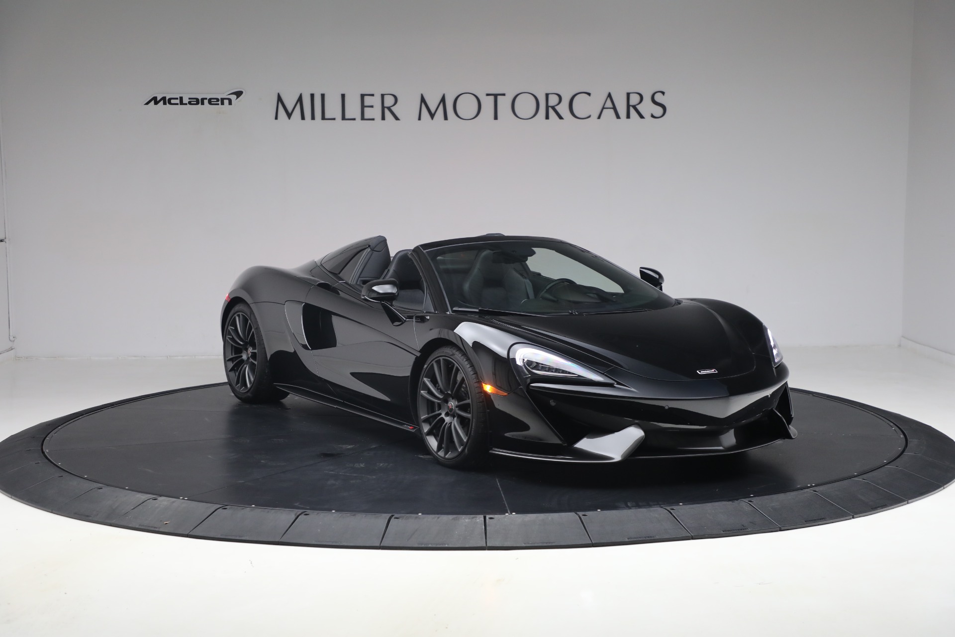 Used-2018-McLaren-570S-Spider