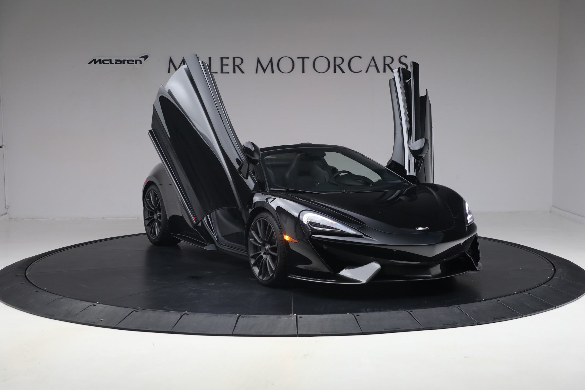 Used-2018-McLaren-570S-Spider