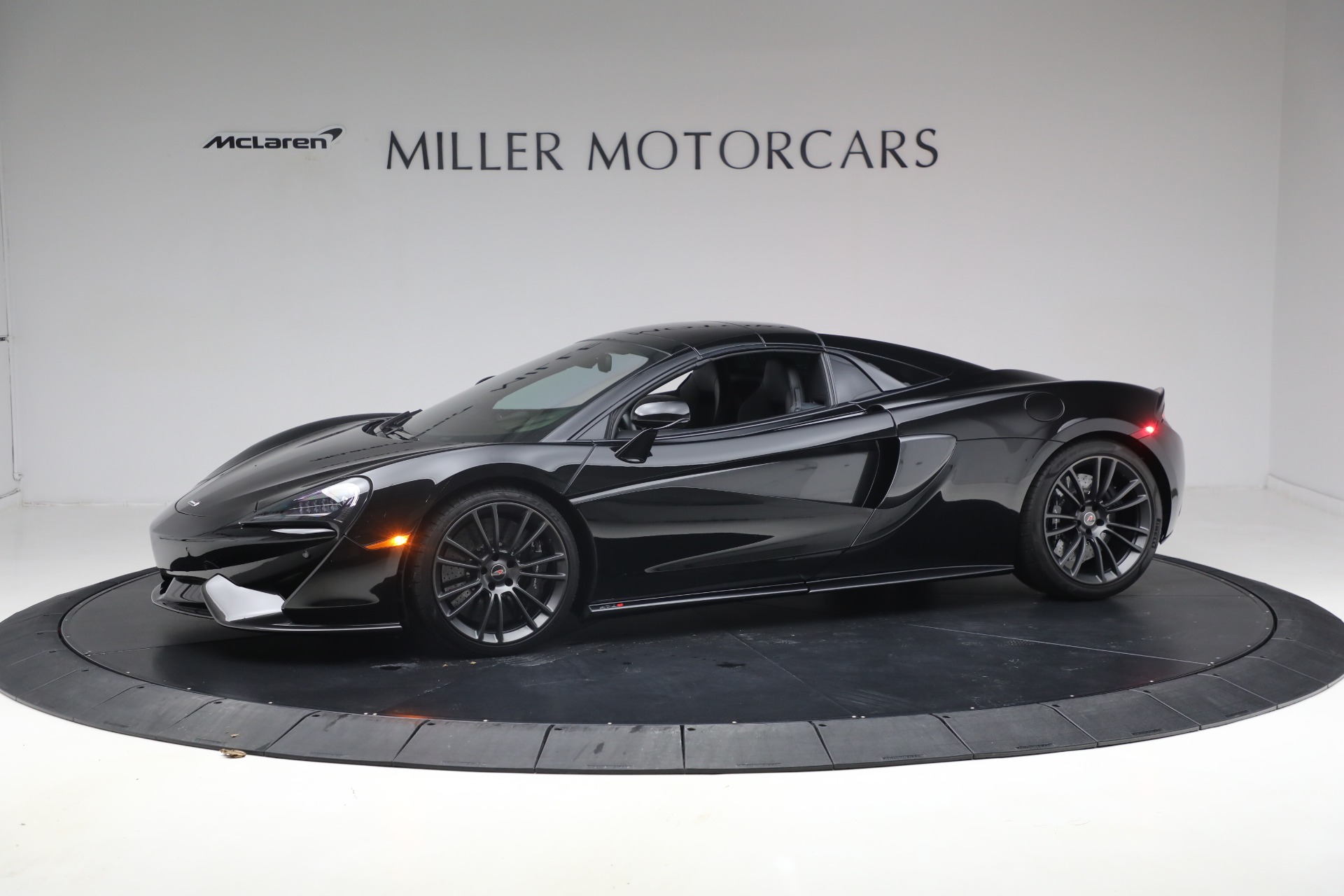Used-2018-McLaren-570S-Spider