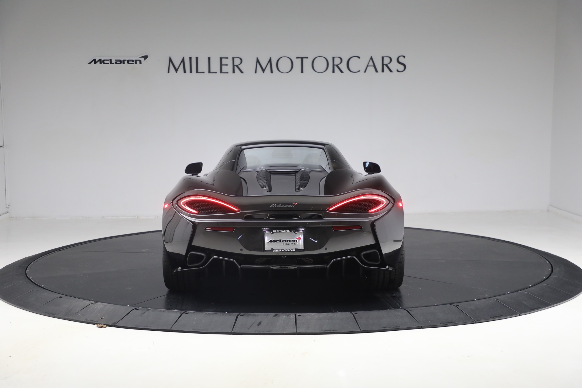 Used-2018-McLaren-570S-Spider