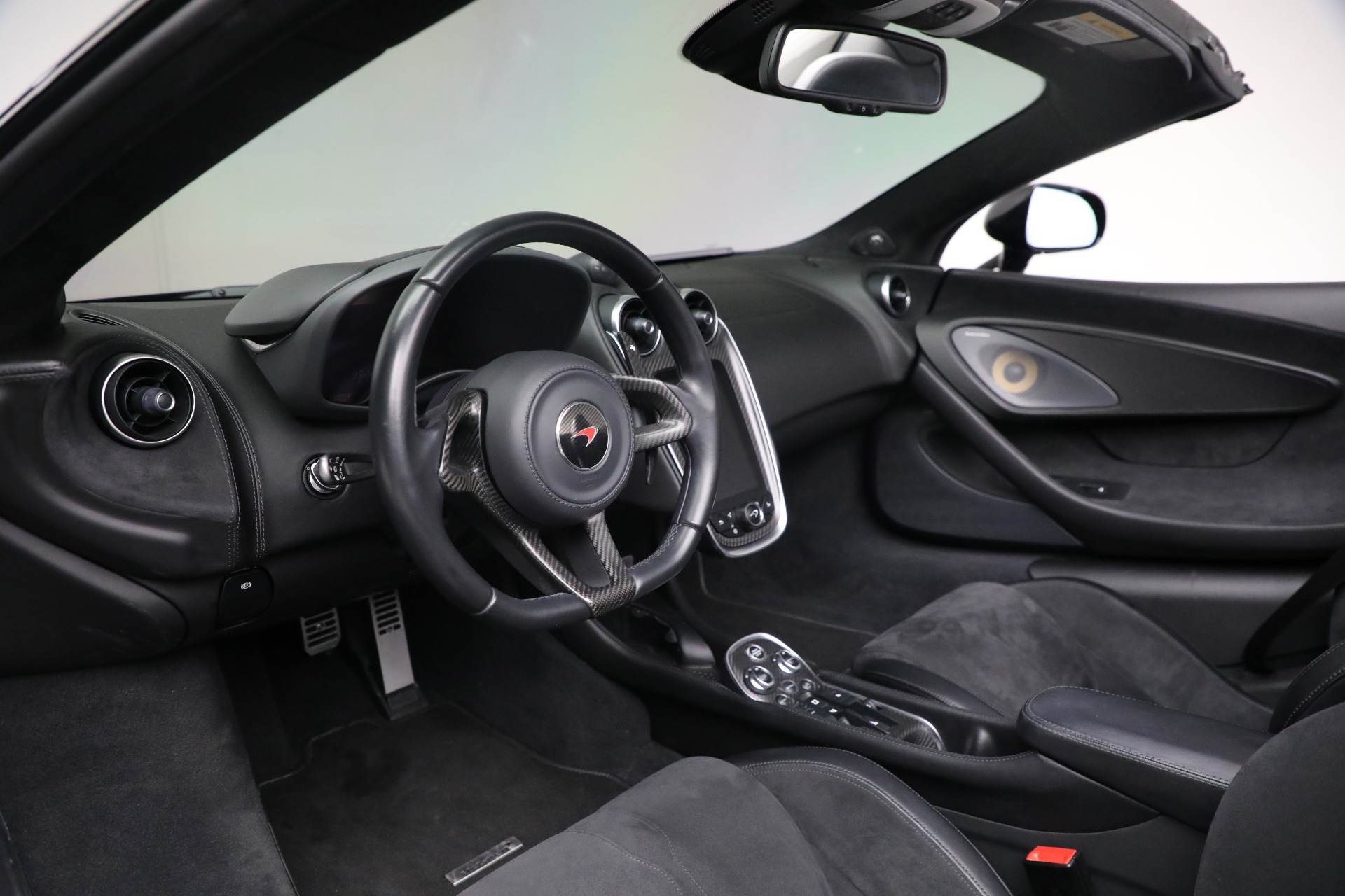 Used-2018-McLaren-570S-Spider