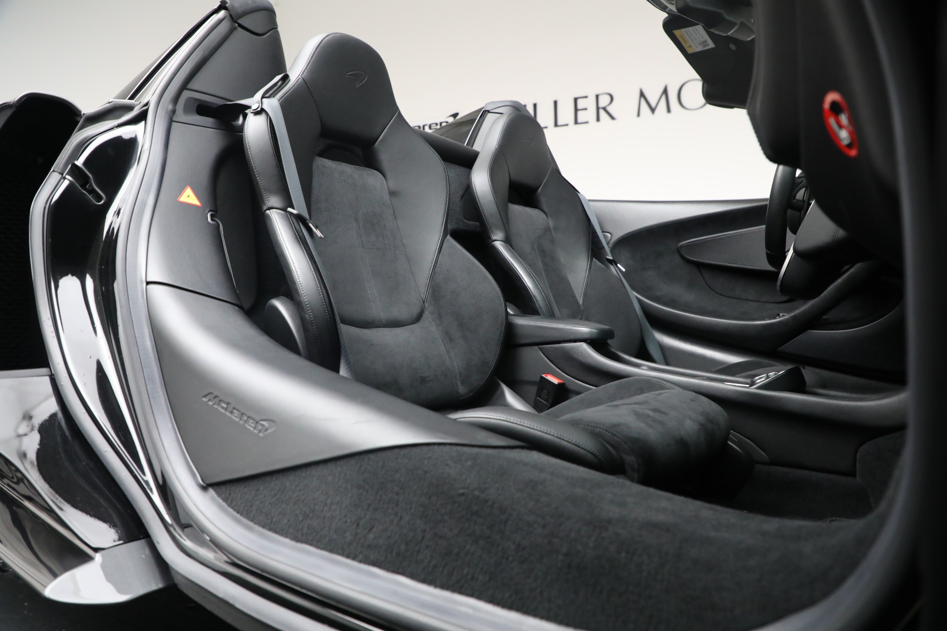 Used-2018-McLaren-570S-Spider