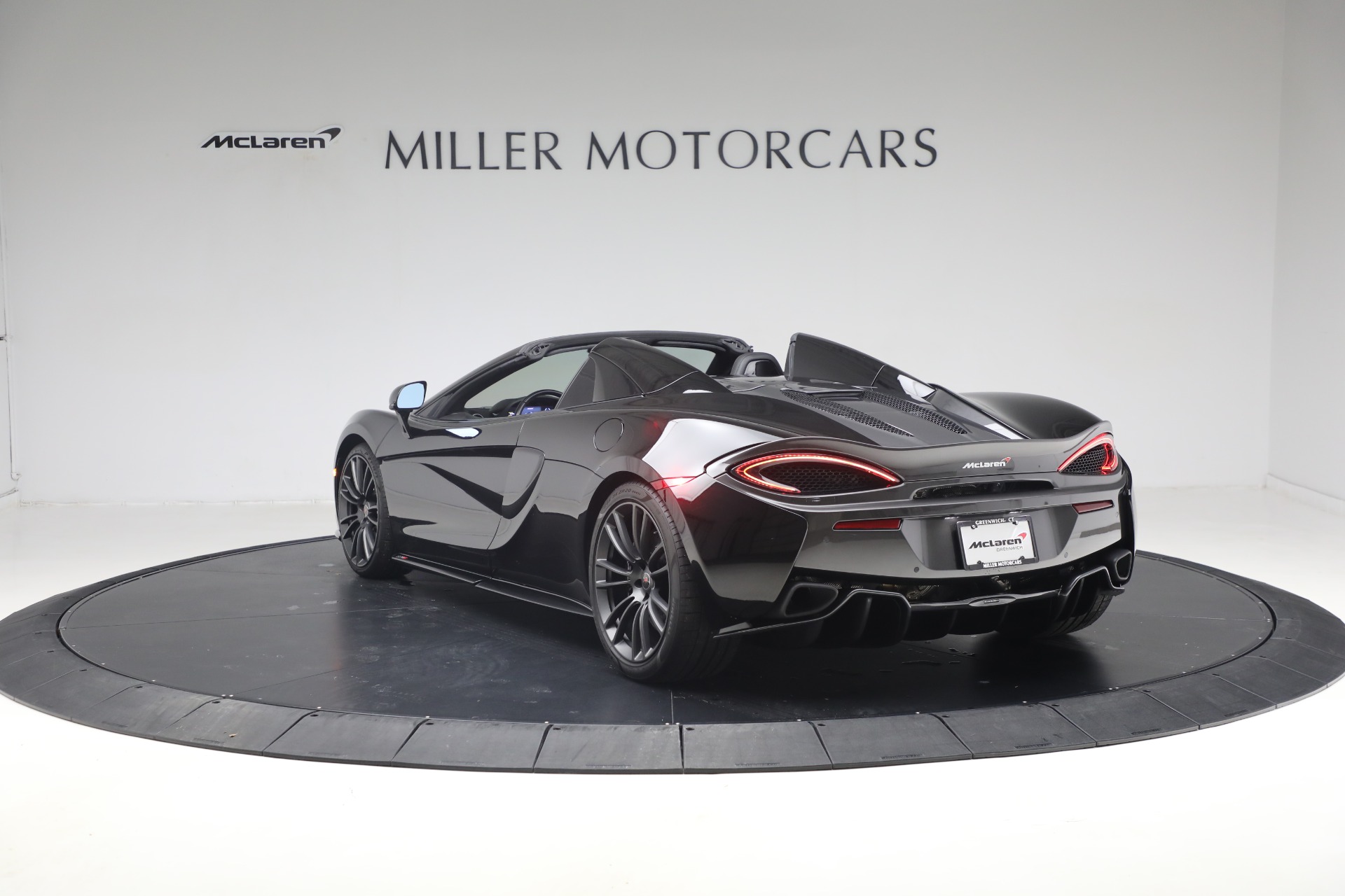 Used-2018-McLaren-570S-Spider