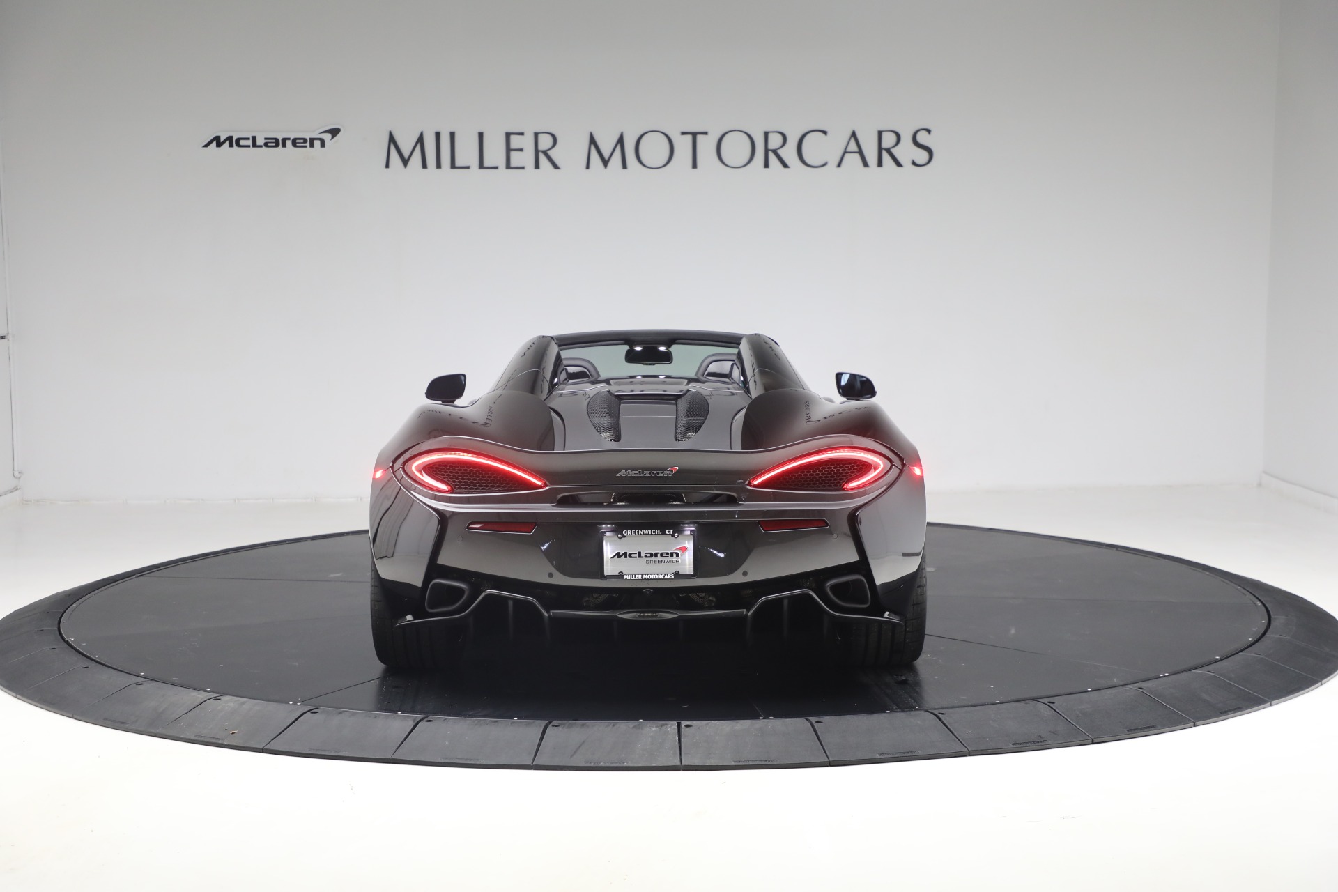 Used-2018-McLaren-570S-Spider