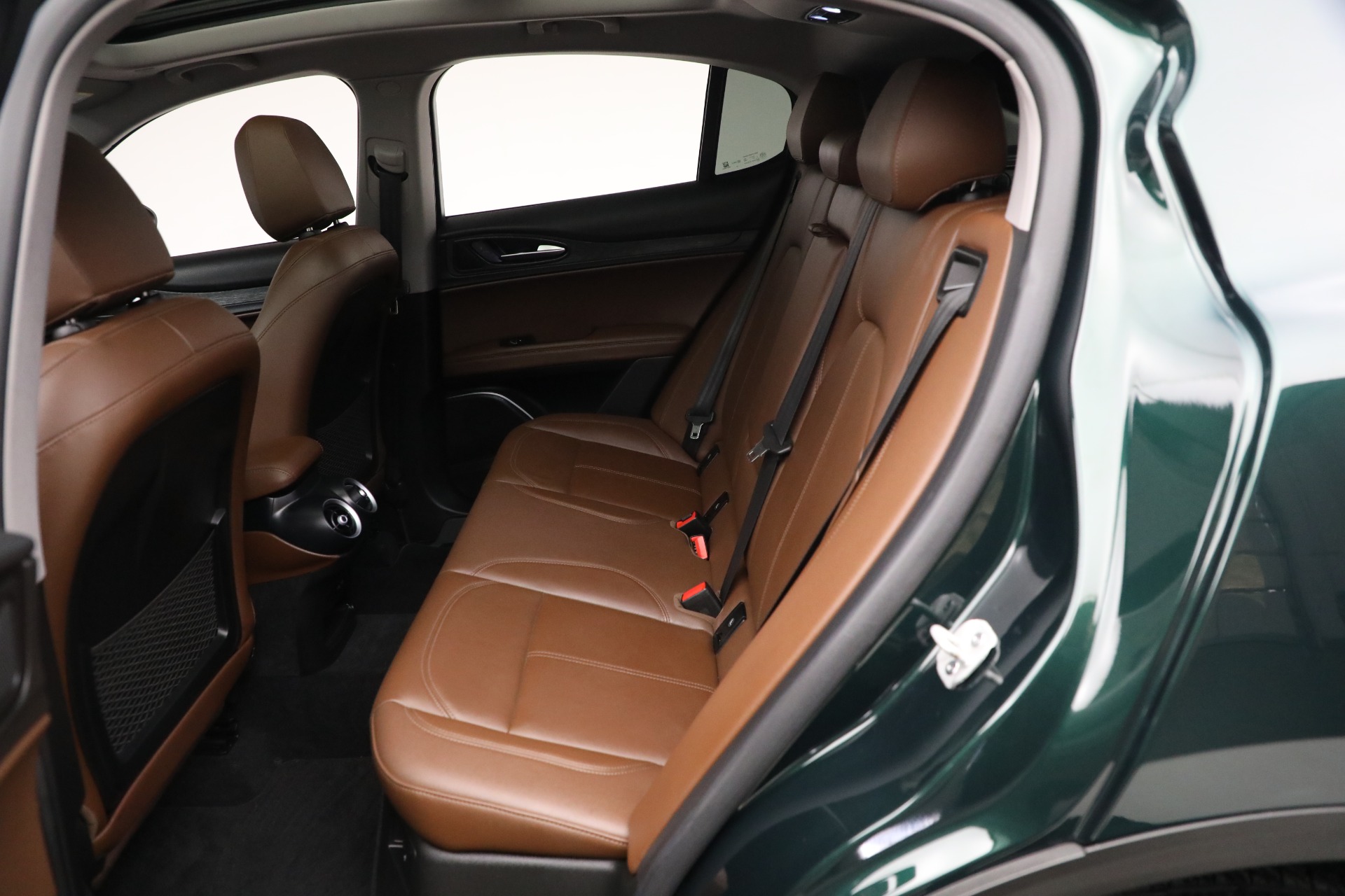 Used-2021-Alfa-Romeo-Stelvio-Sprint