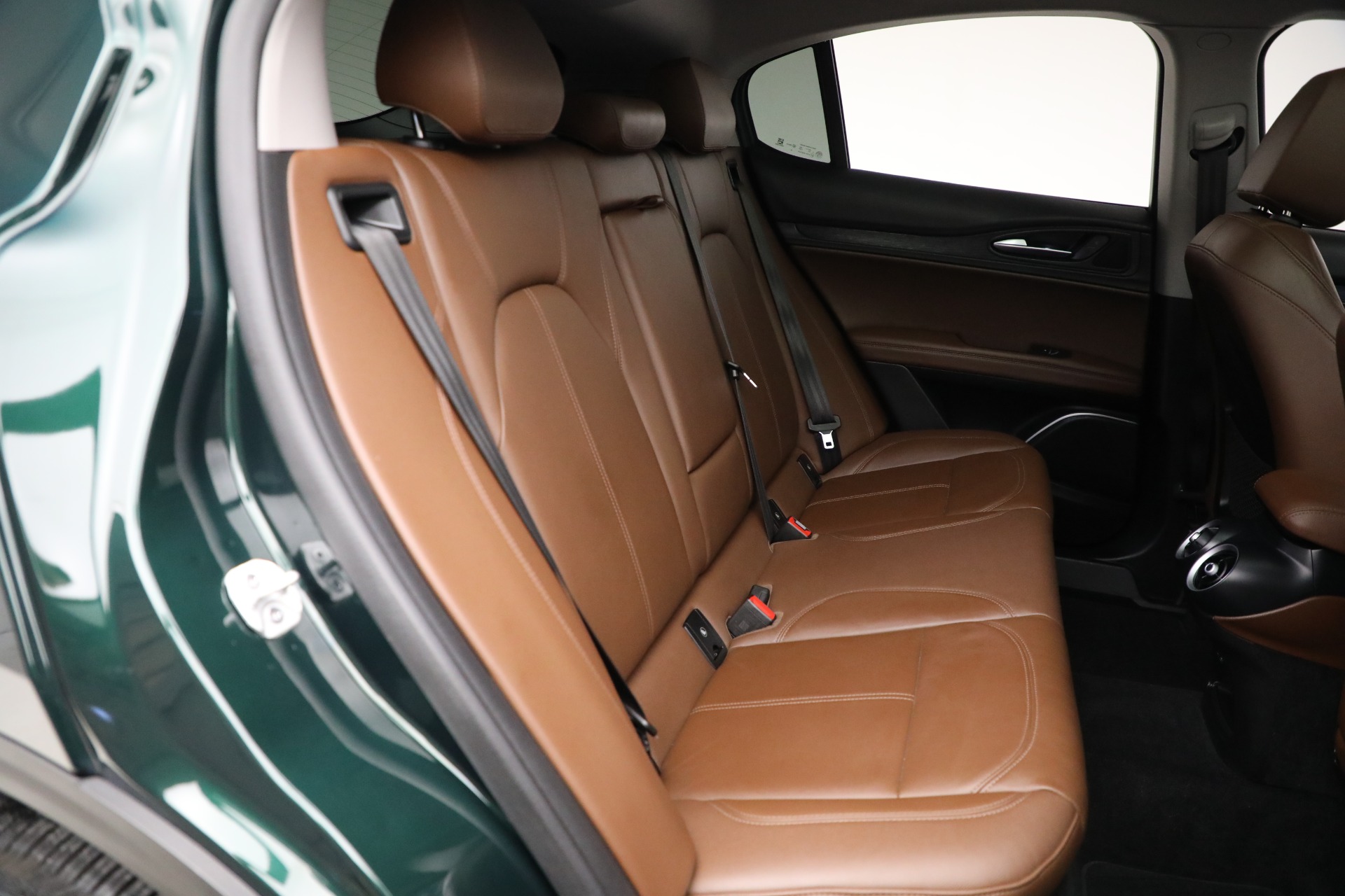 Used-2021-Alfa-Romeo-Stelvio-Sprint