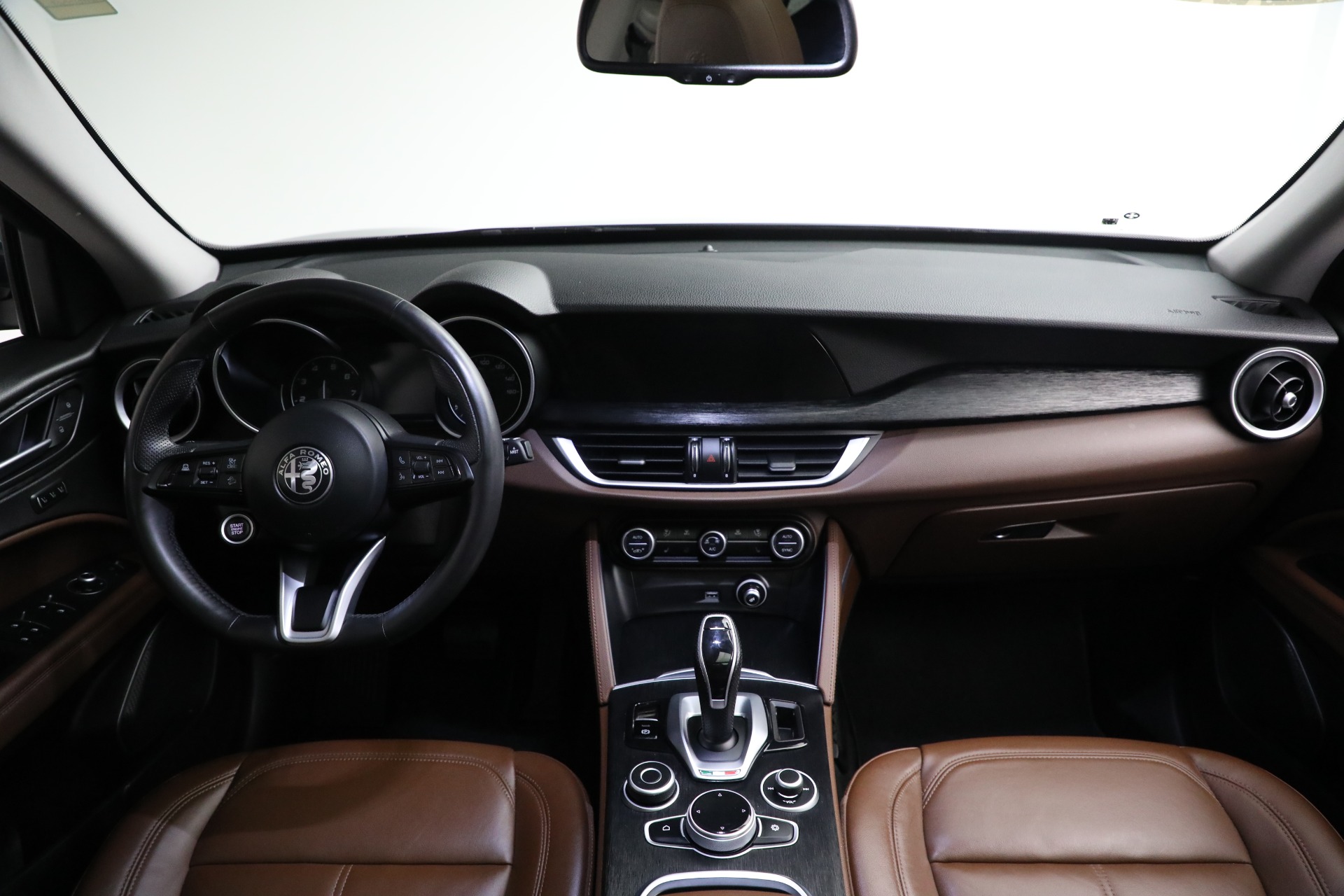 Used-2021-Alfa-Romeo-Stelvio-Sprint