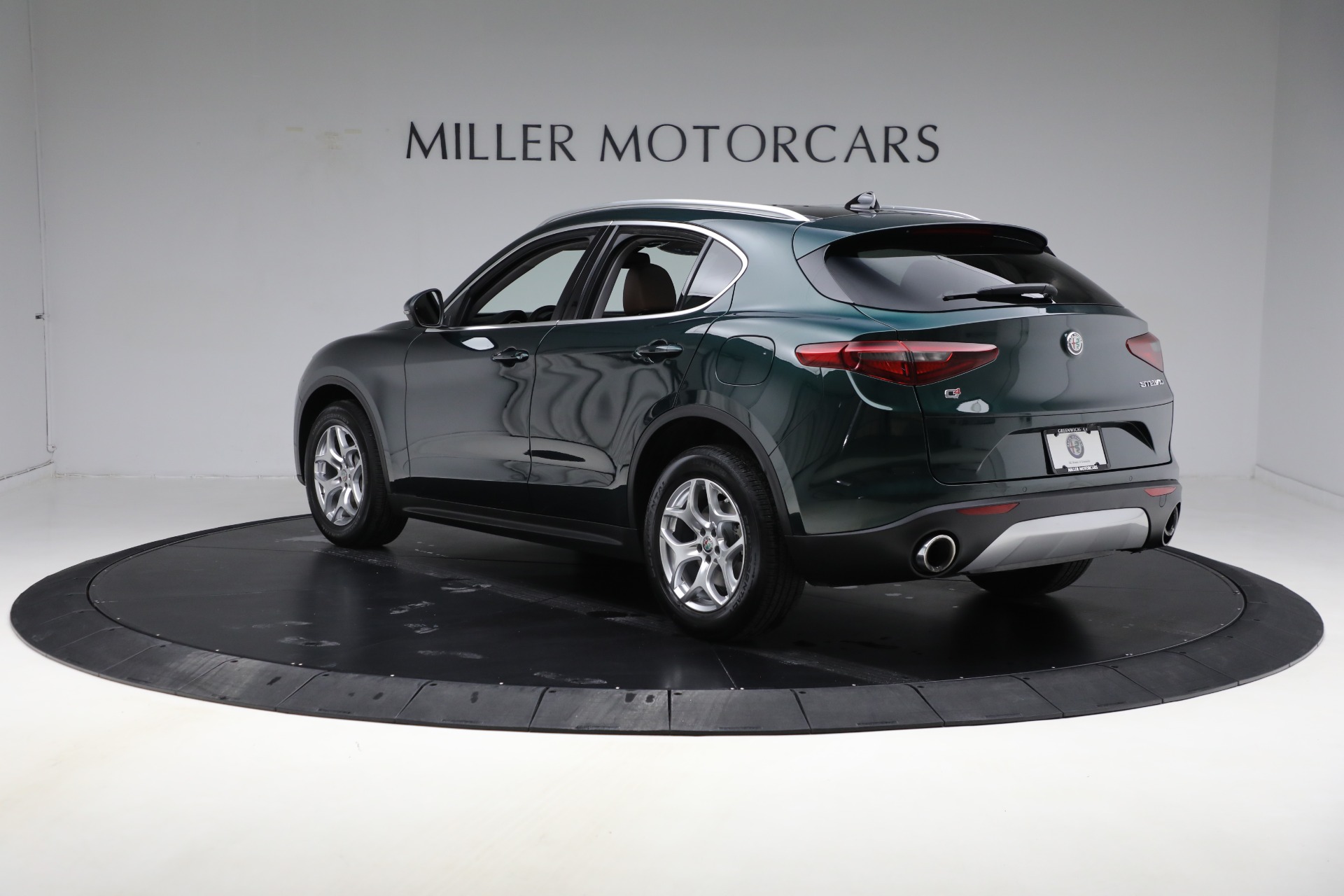 Used-2021-Alfa-Romeo-Stelvio-Sprint
