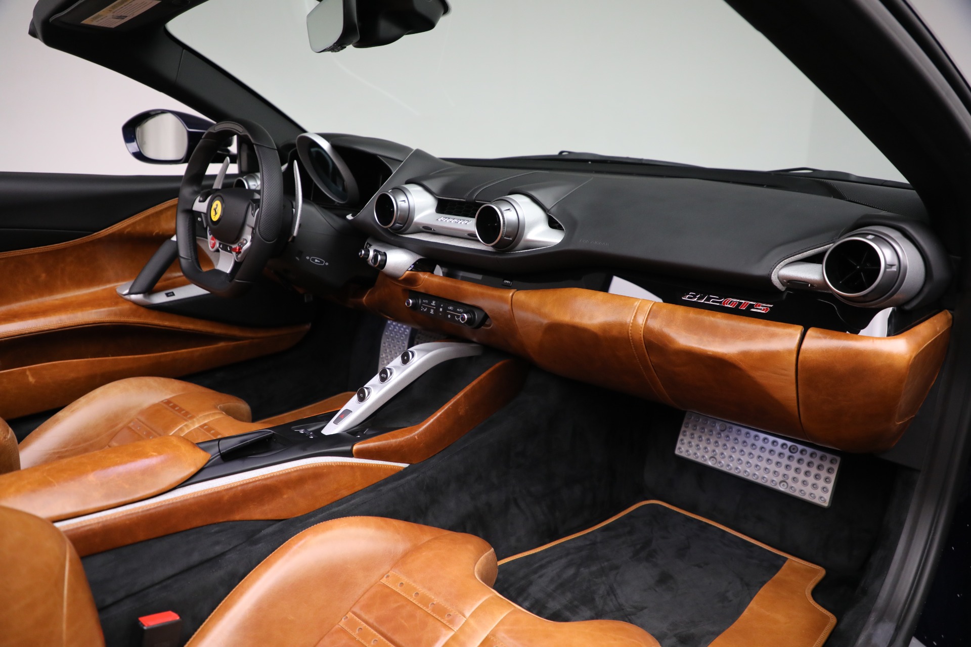 Used-2022-Ferrari-812-GTS