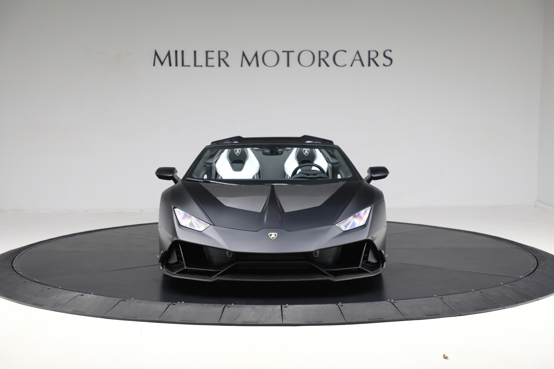 Used-2024-Lamborghini-Huracan-EVO-Spyder