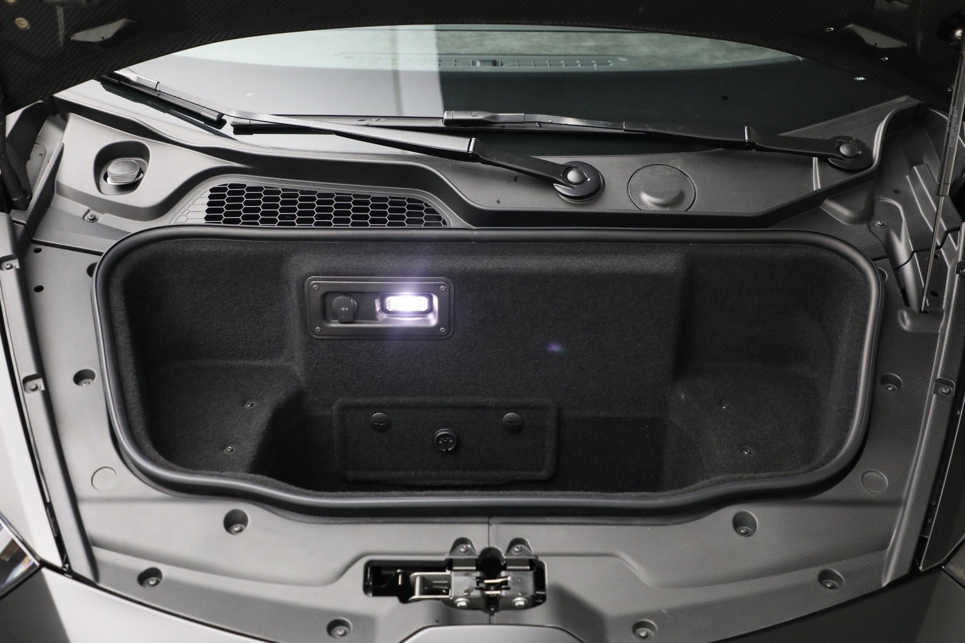 Used-2024-Lamborghini-Huracan-EVO-Spyder