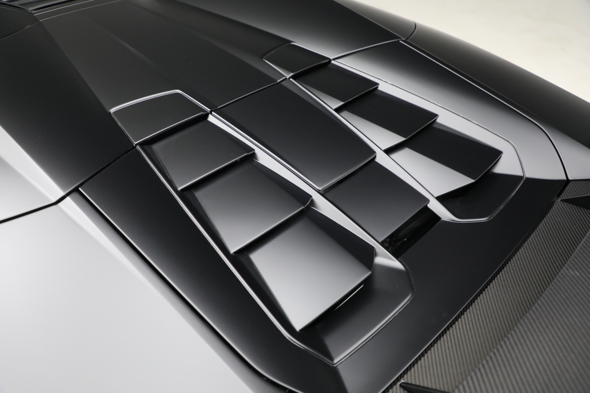 Used-2024-Lamborghini-Huracan-EVO-Spyder