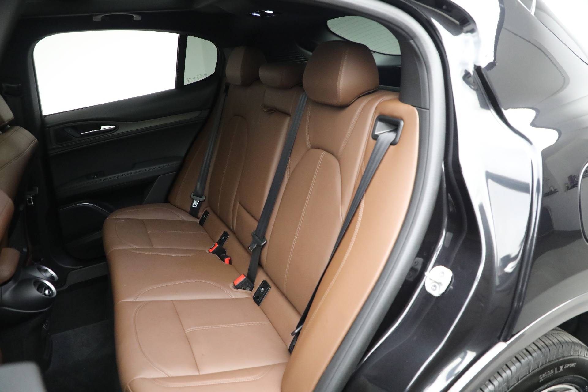 Used-2022-Alfa-Romeo-Stelvio-Ti