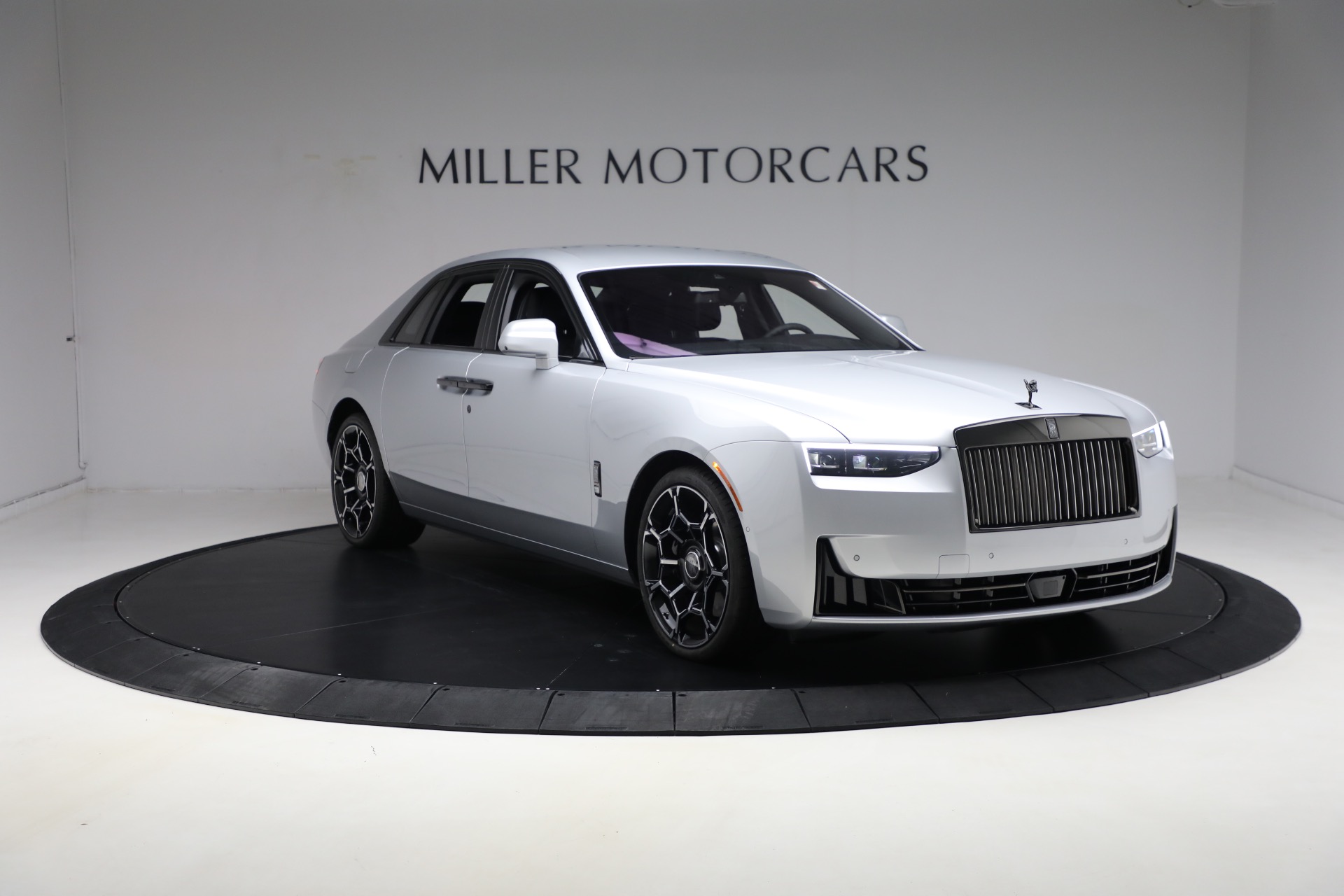 Used-2025-Rolls-Royce-Black-Badge-Ghost