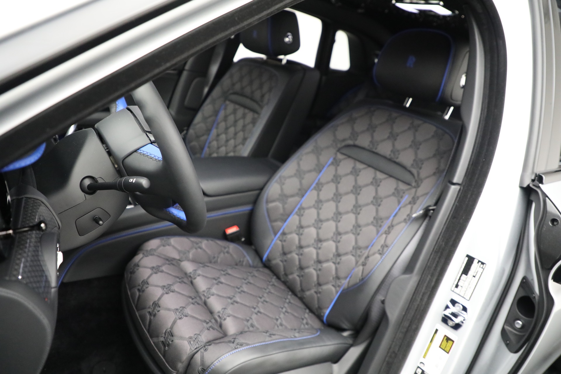 Used-2025-Rolls-Royce-Black-Badge-Ghost