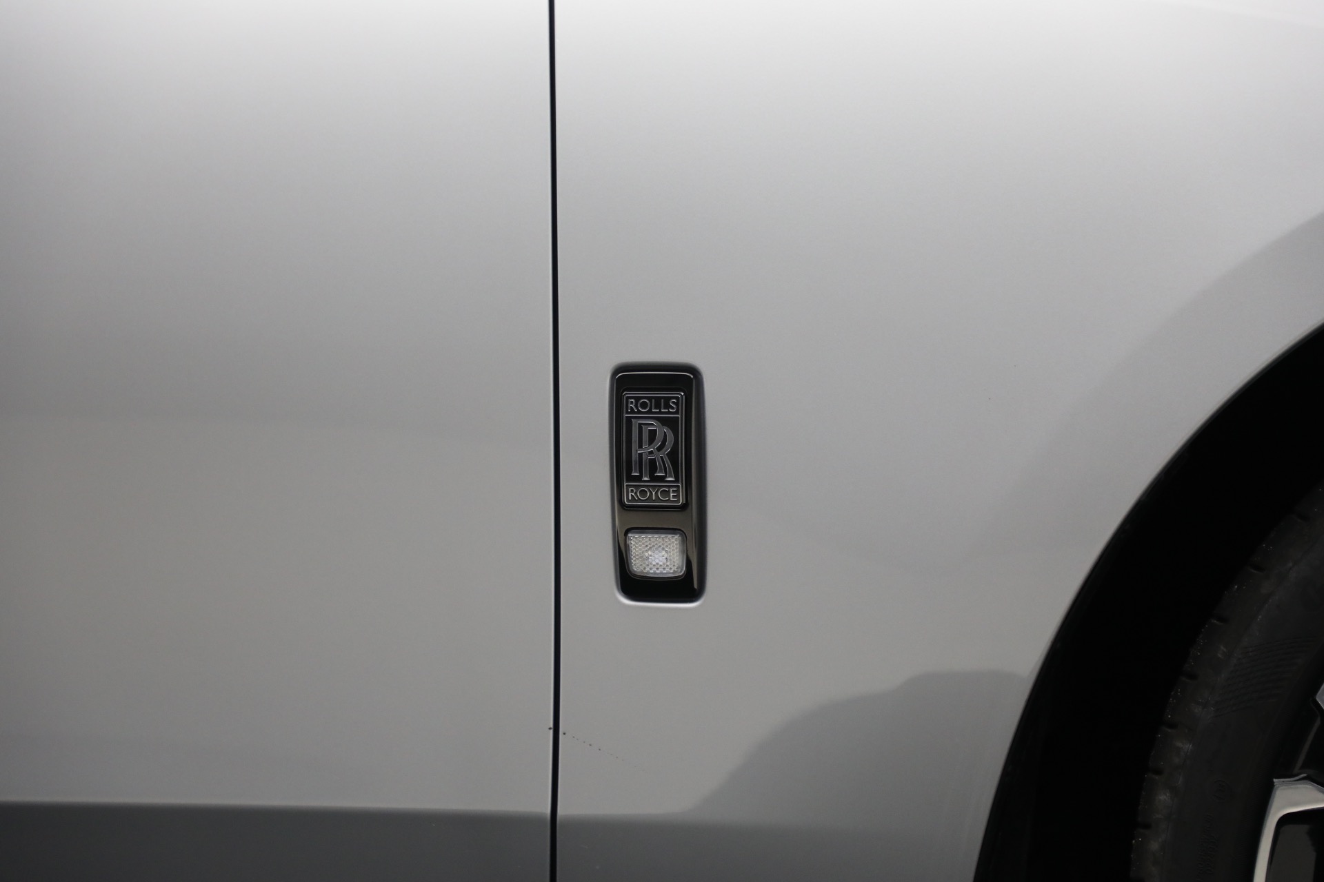 Used-2025-Rolls-Royce-Black-Badge-Ghost
