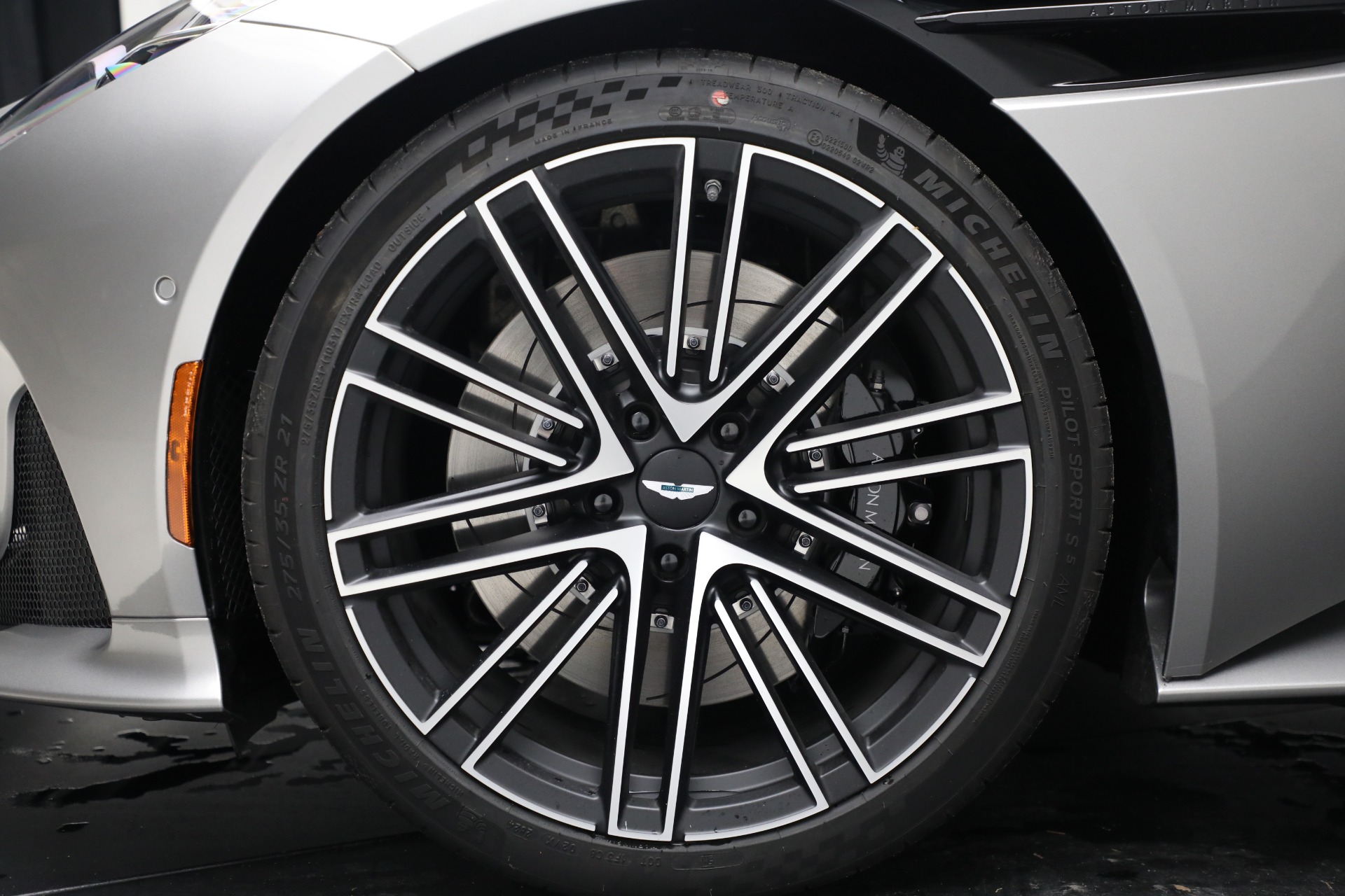 New-2025-Aston-Martin-DB12-Volante