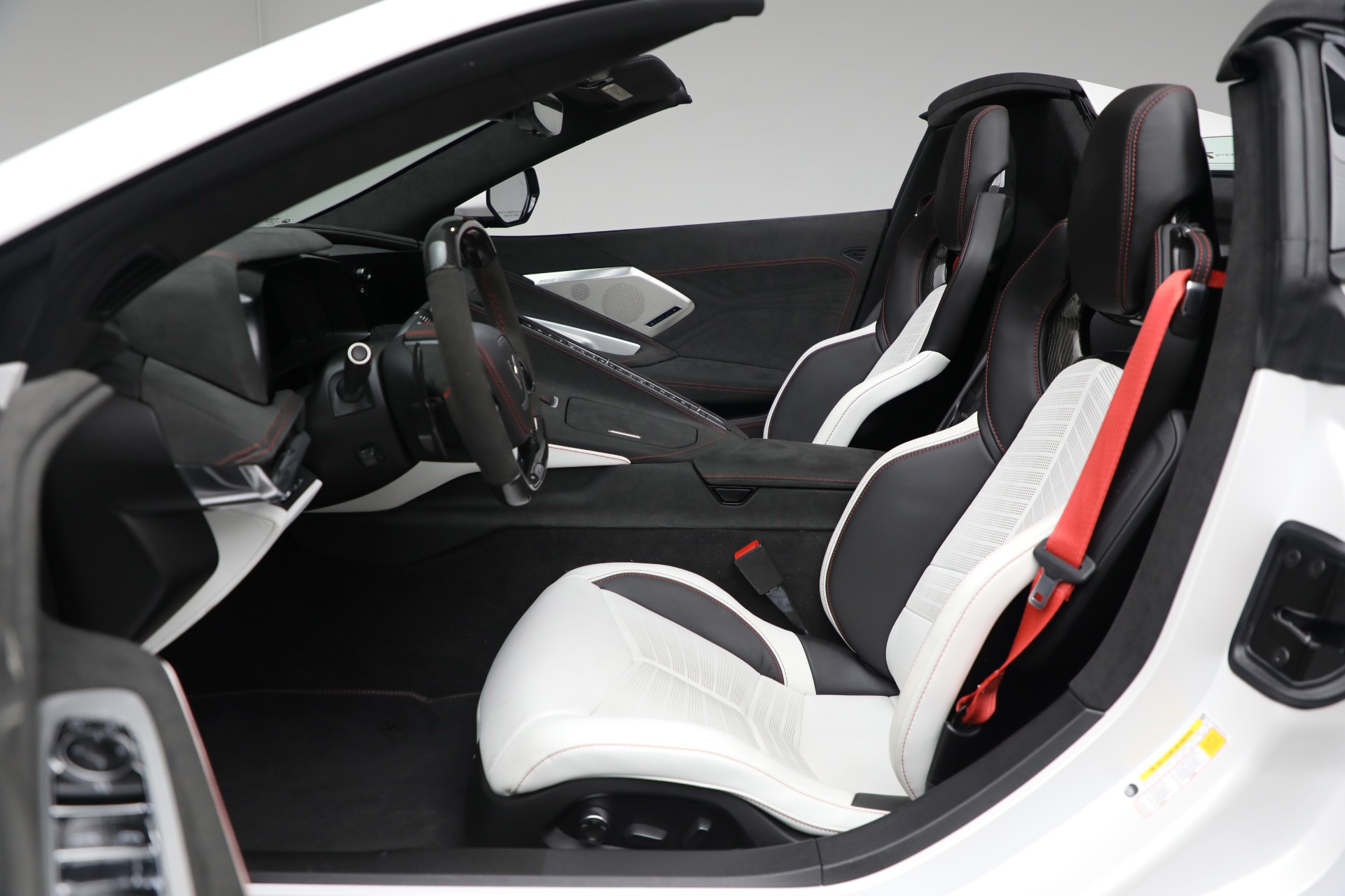 Used-2023-Chevrolet-Corvette-Z06