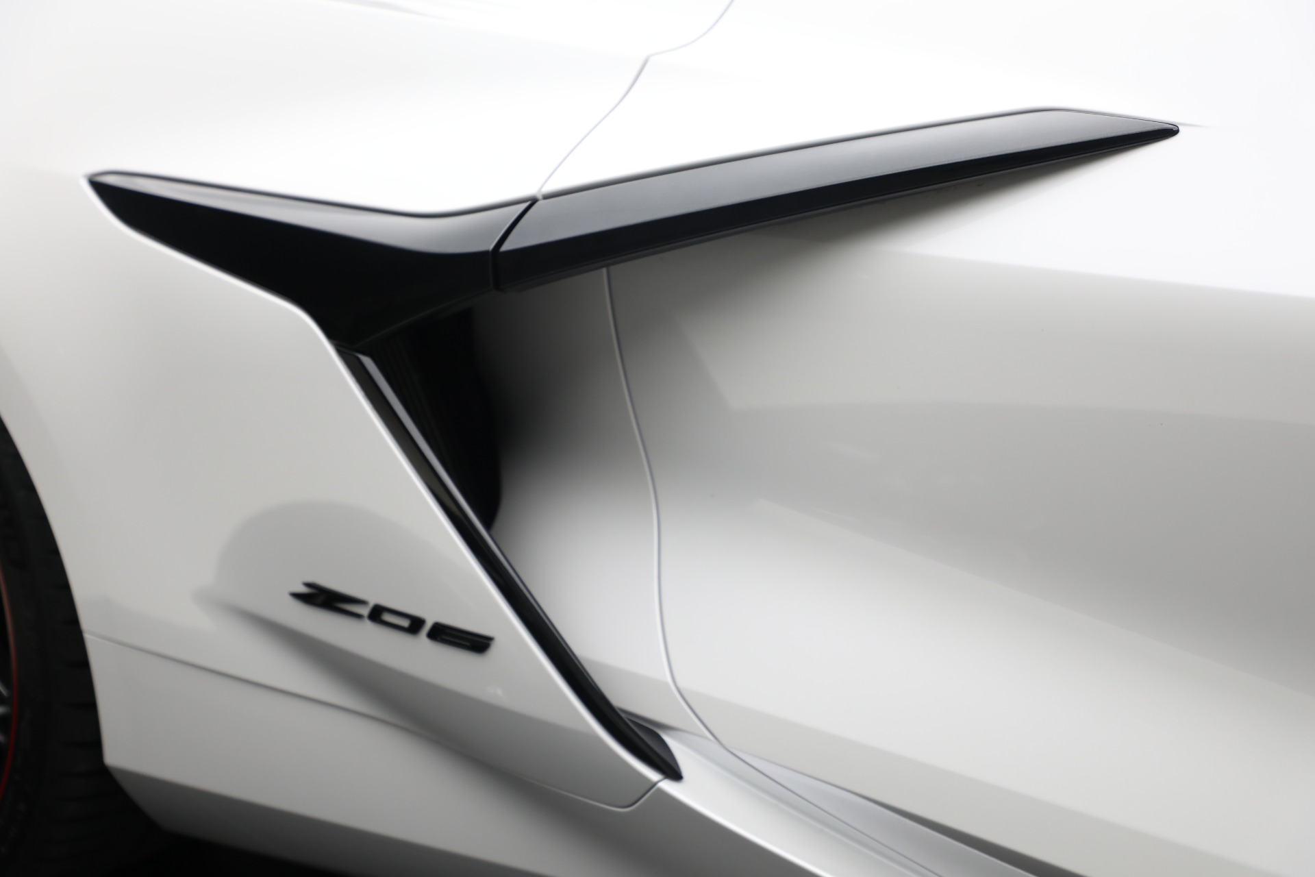 Used-2023-Chevrolet-Corvette-Z06