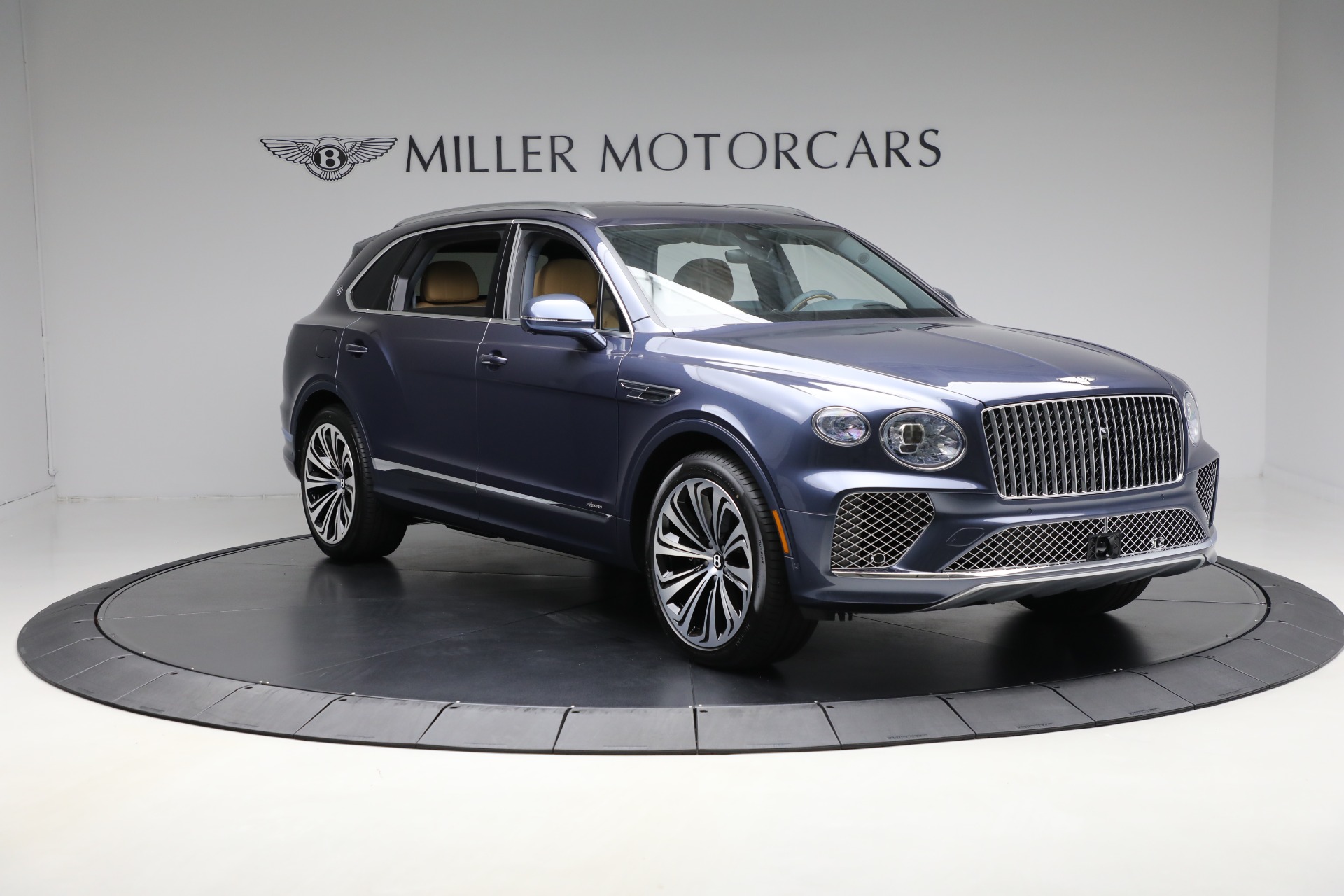 Used-2025-Bentley-Bentayga-EWB-Azure-V8