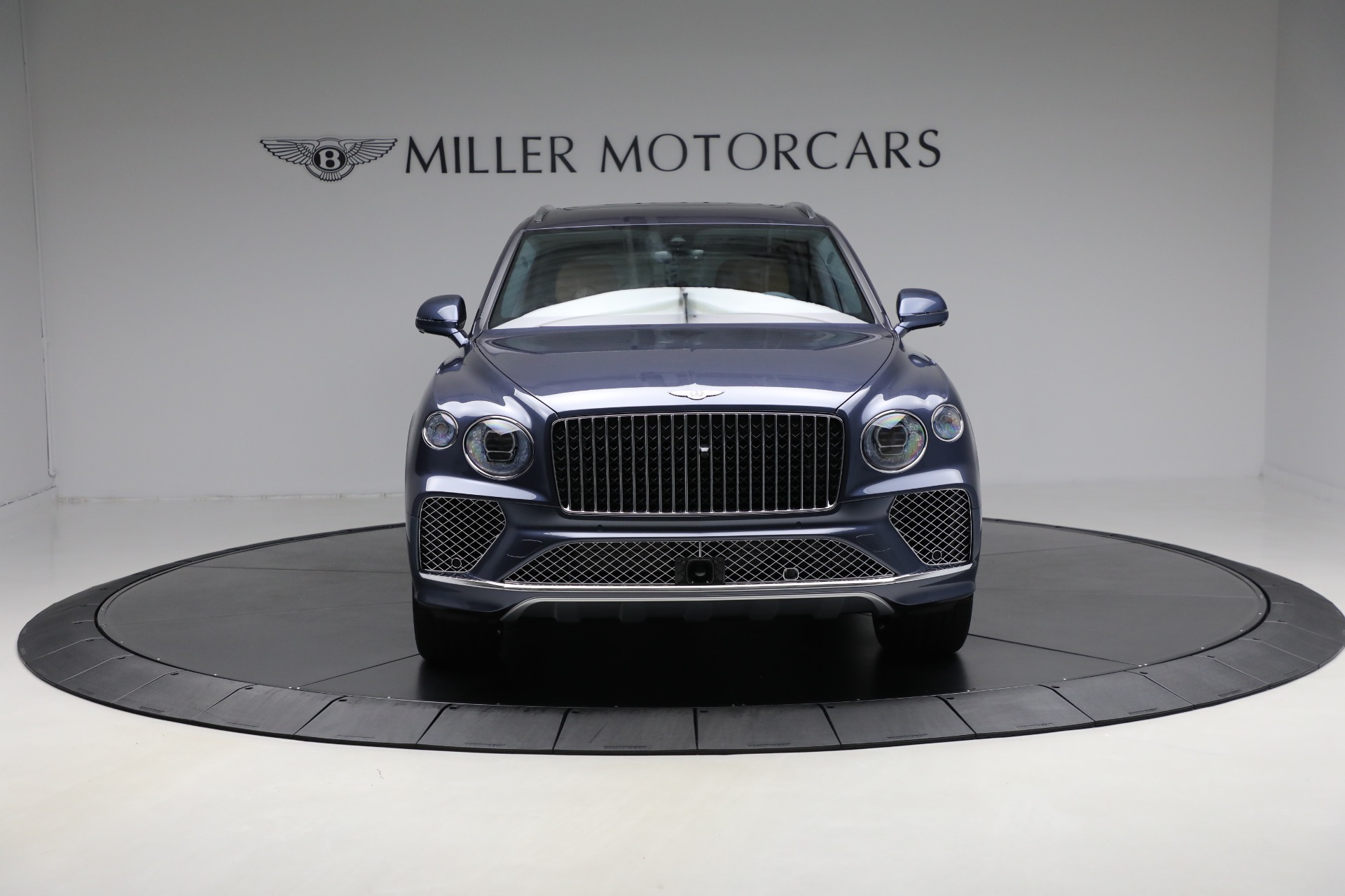 Used-2025-Bentley-Bentayga-EWB-Azure-V8