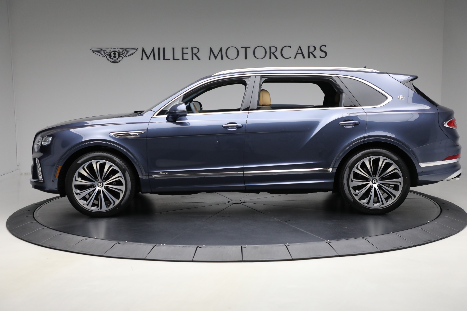 Used-2025-Bentley-Bentayga-EWB-Azure-V8