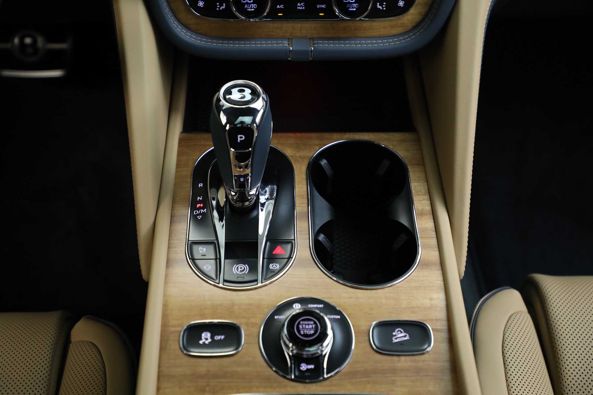 Used-2025-Bentley-Bentayga-EWB-Azure-V8